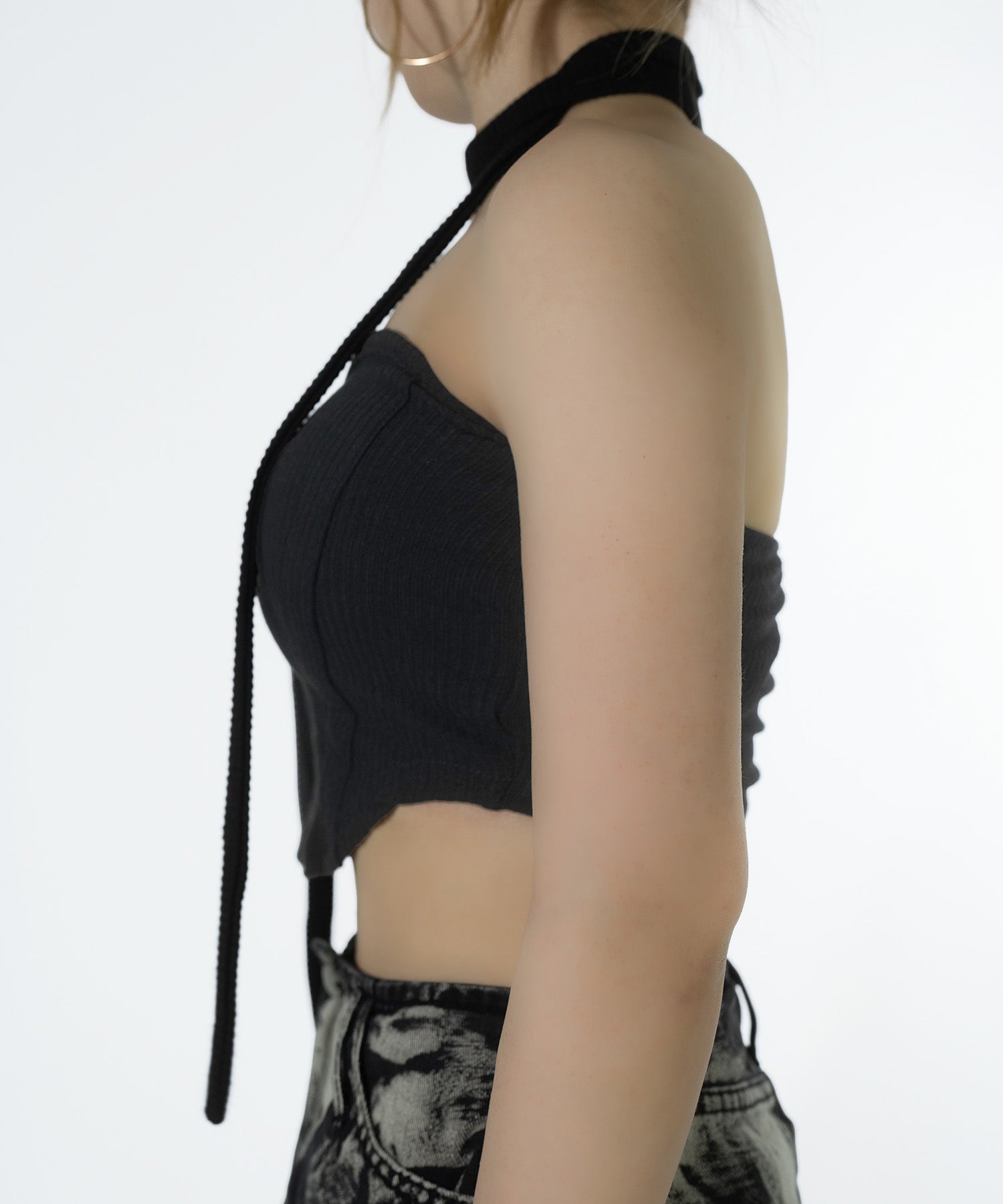 カップ付きチューブトップ