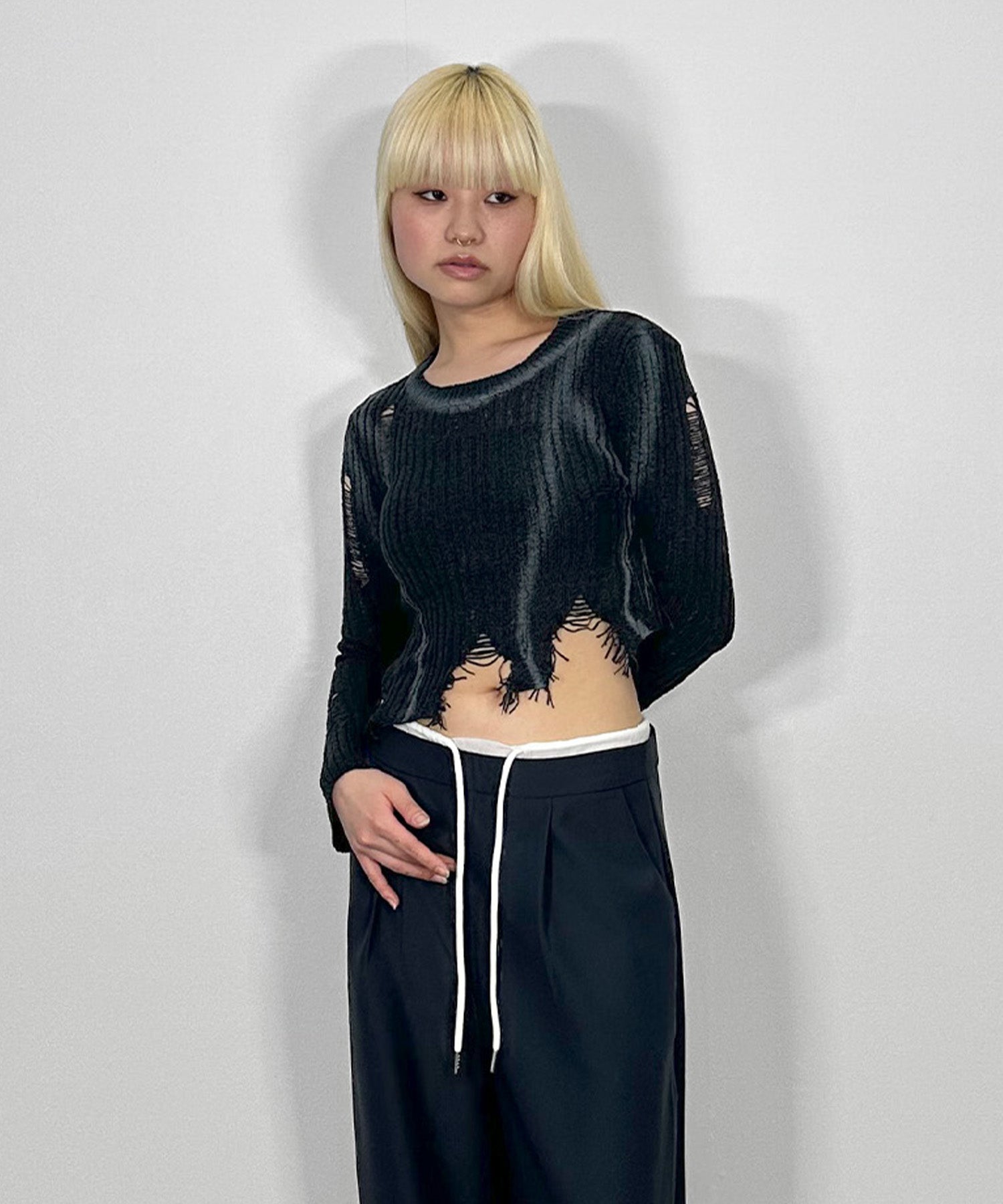 アシンメトリーダメージニット