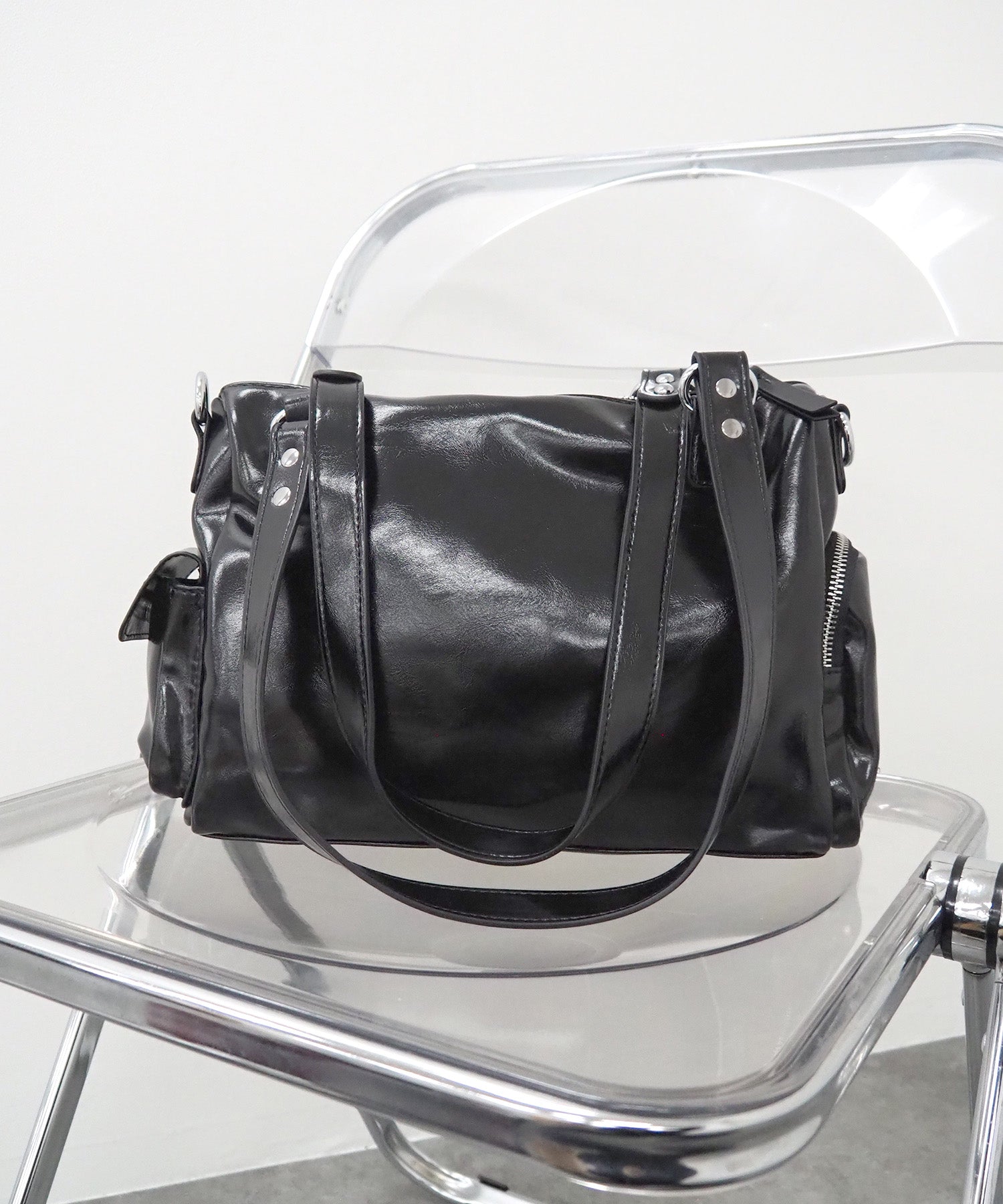 マルチポケット合皮バッグ