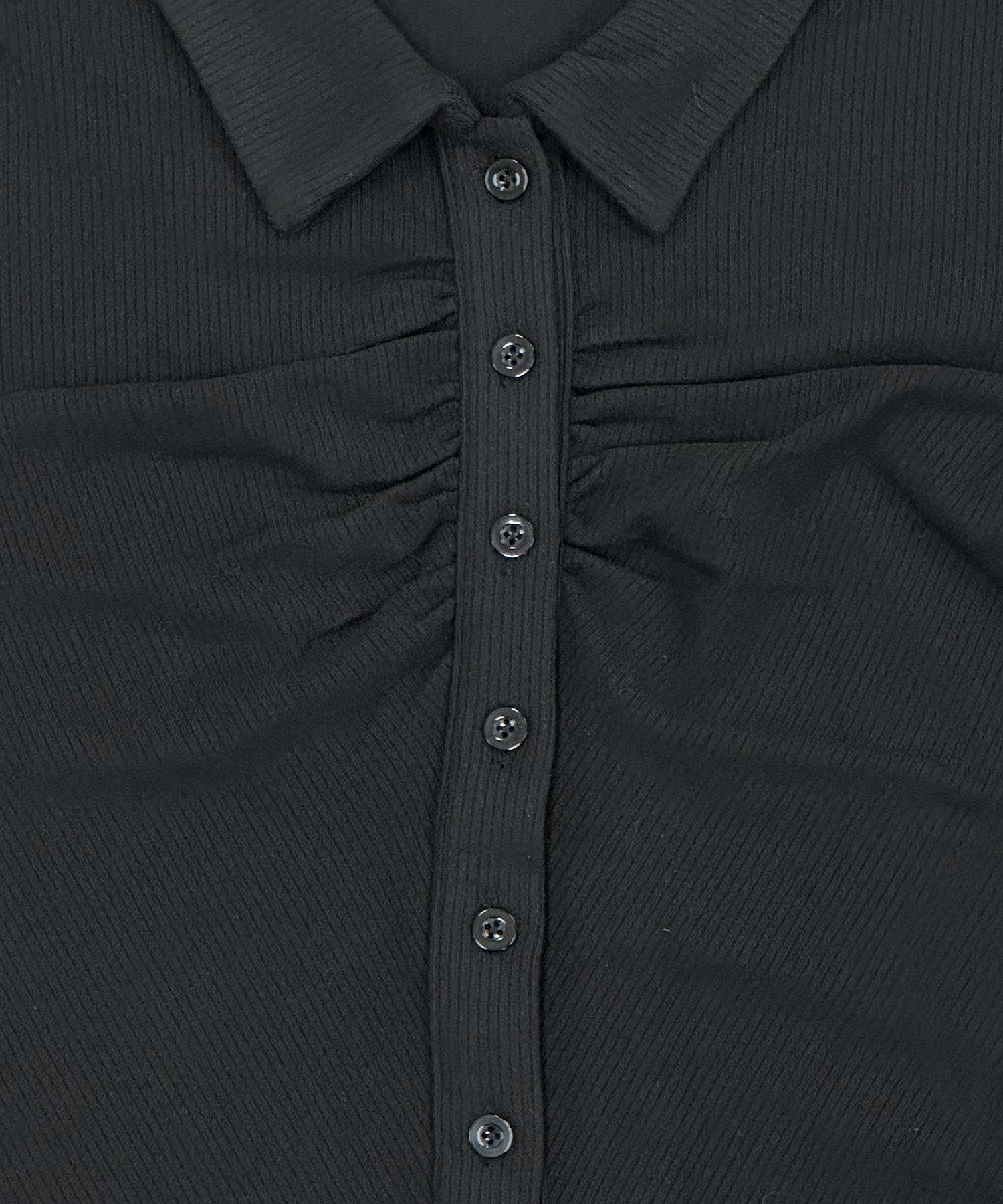 ボタンシャーリングシャツデザイントップス