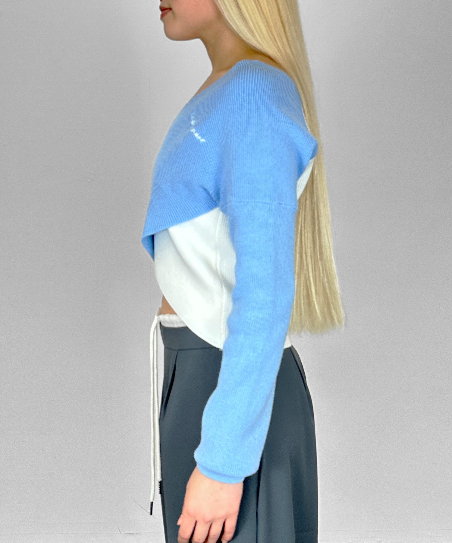 クロスオフショルバイカラーニット