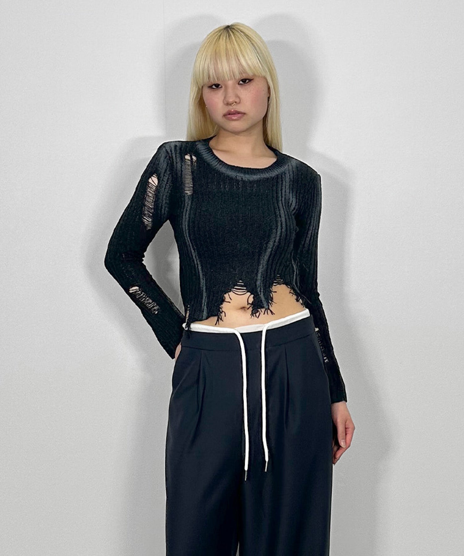 アシンメトリーダメージニット