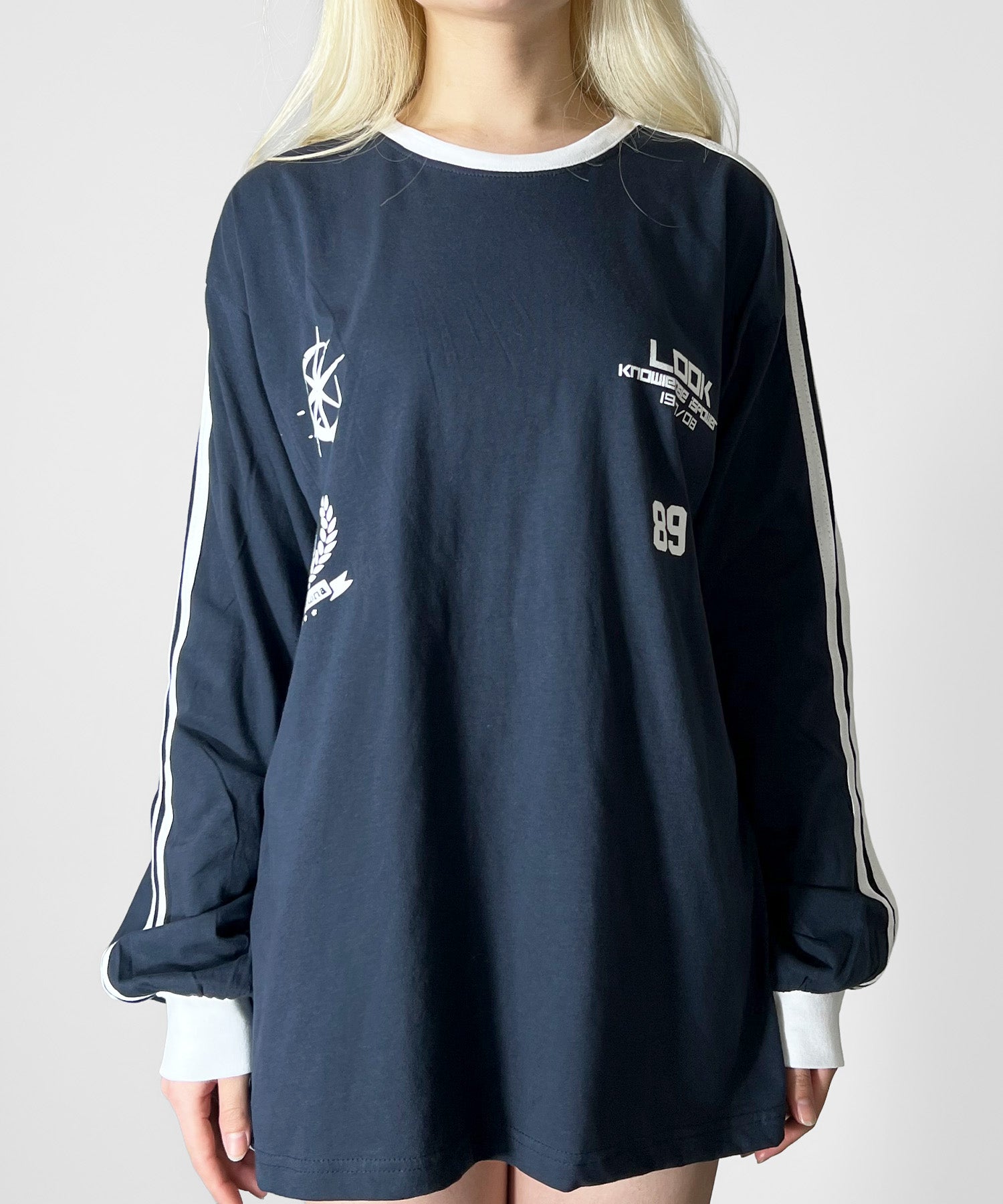 ユニフォーム風ロングTシャツ