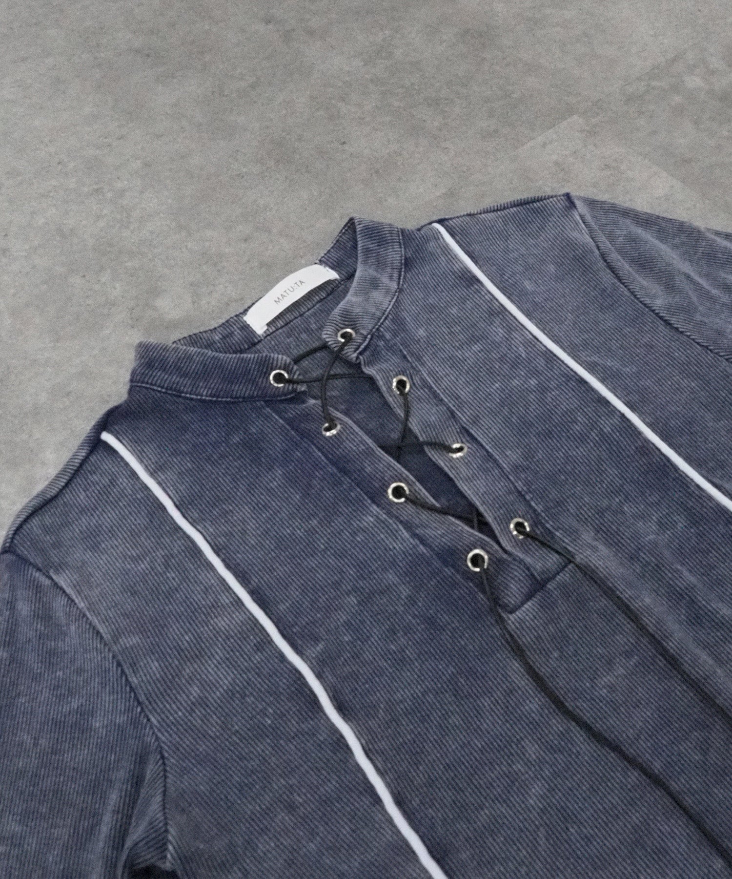 ウォッシュドレースアップトップス