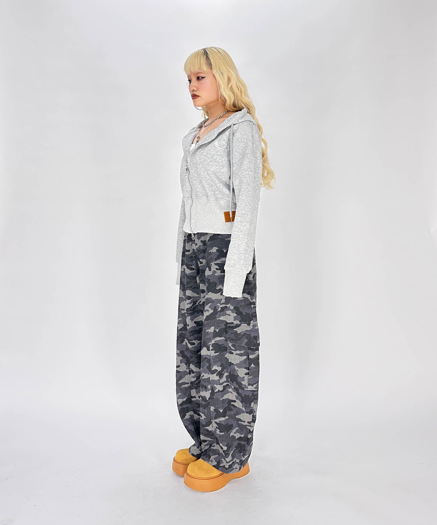 ツーウエイトパーカー