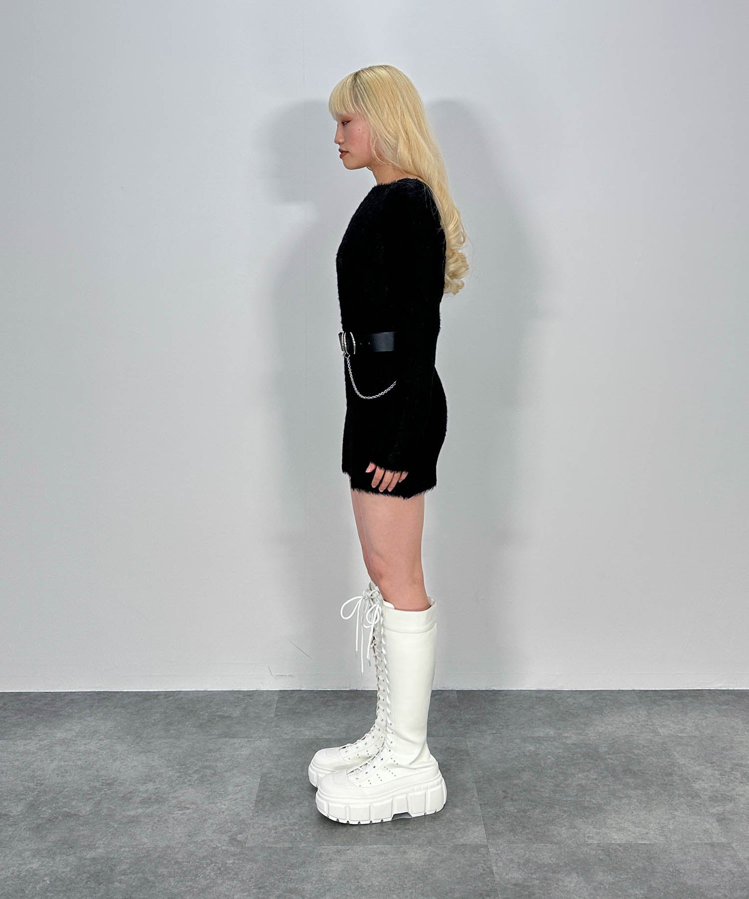 アンゴラ風ロングニットセーター