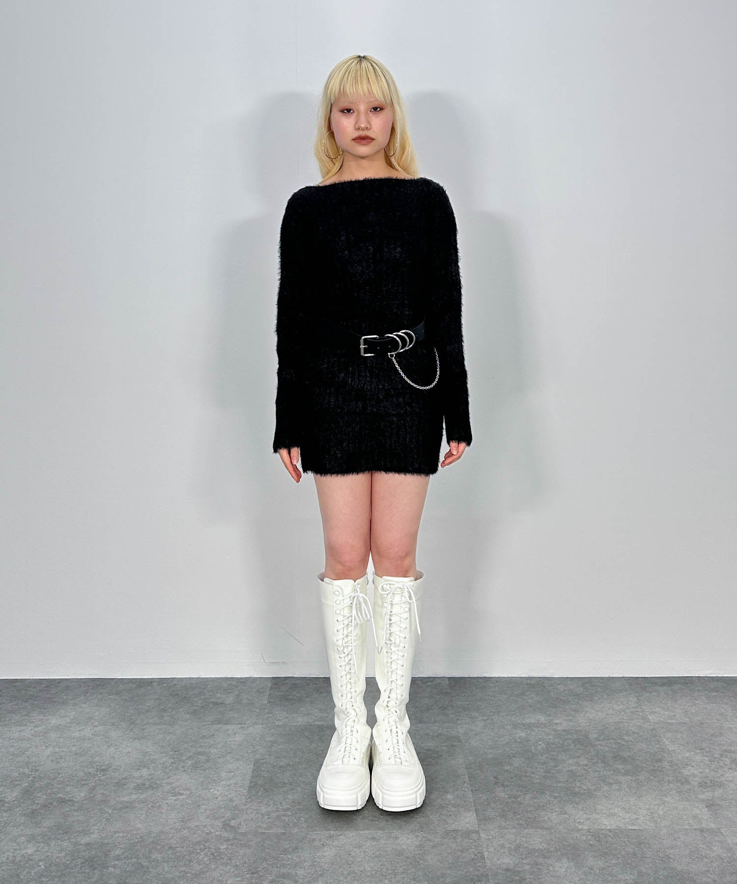 アンゴラ風ロングニットセーター