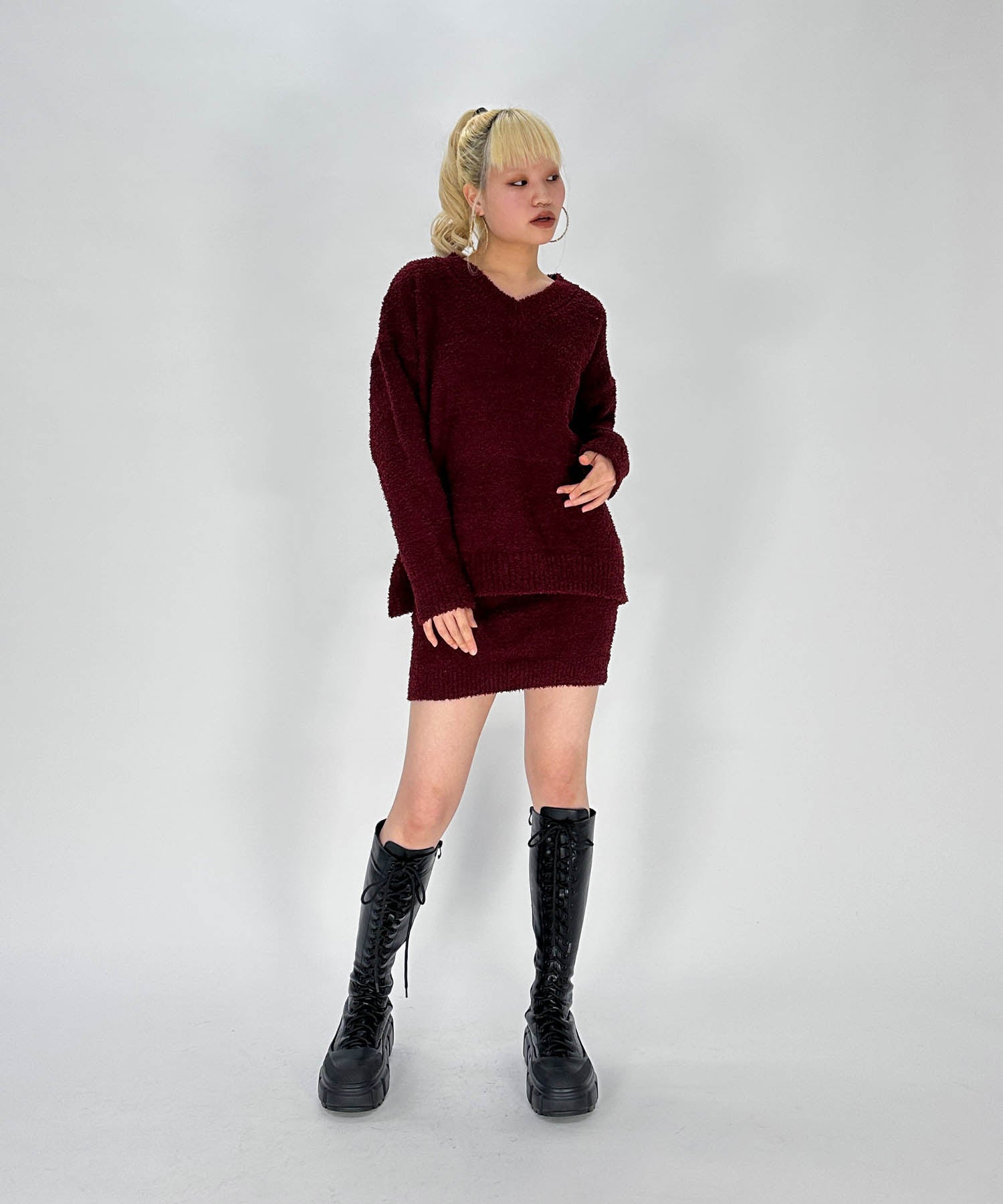 Vネックオーバーニットセットアップ