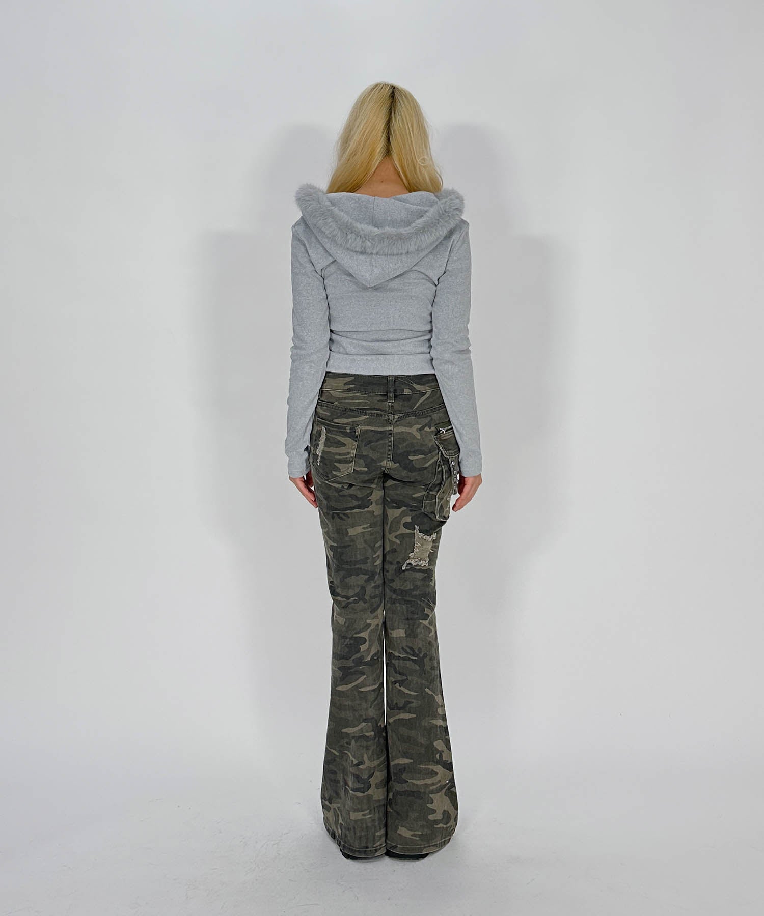 ファー付きフードピチスウェットトップス