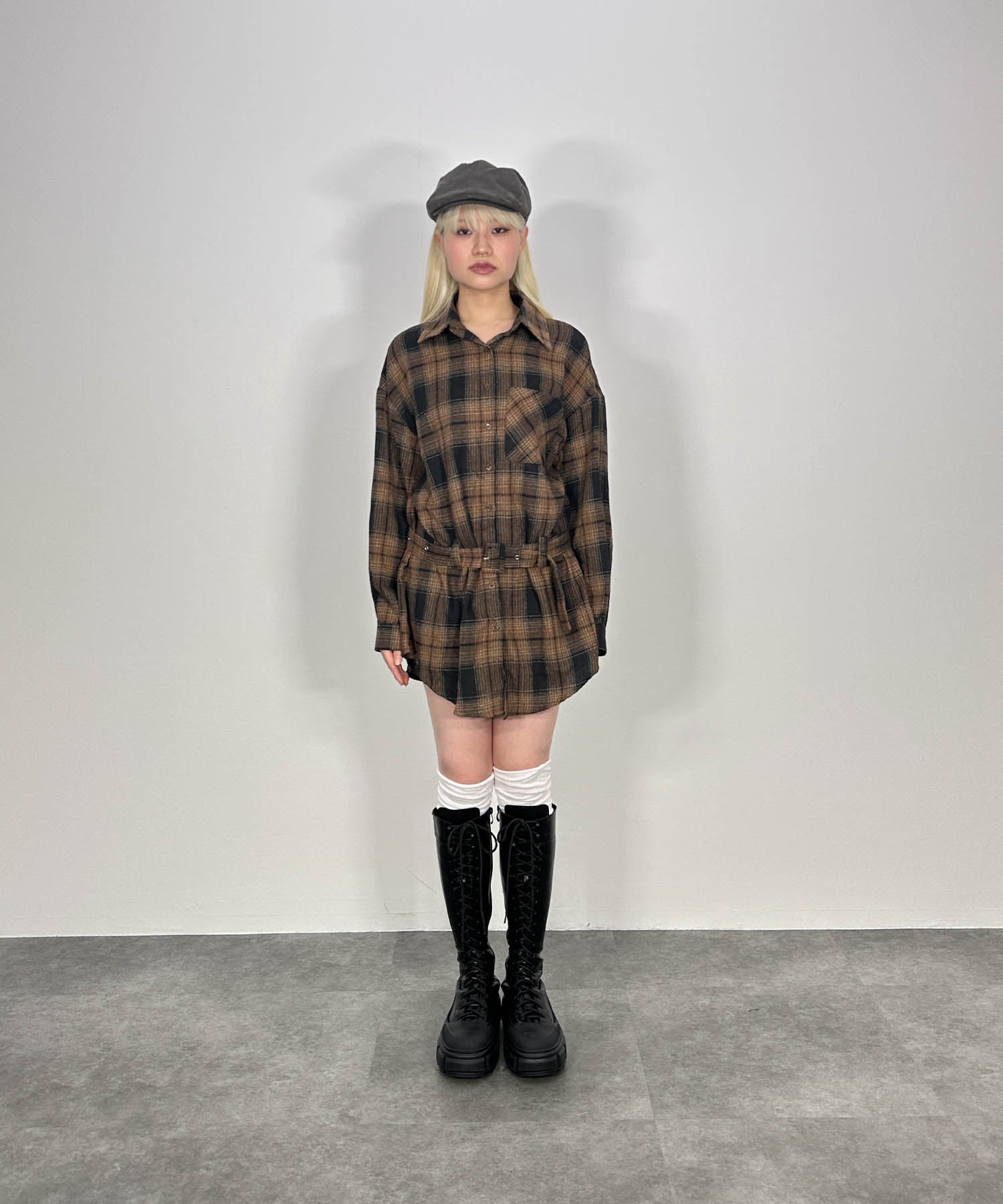 ベルトチェックシャツ