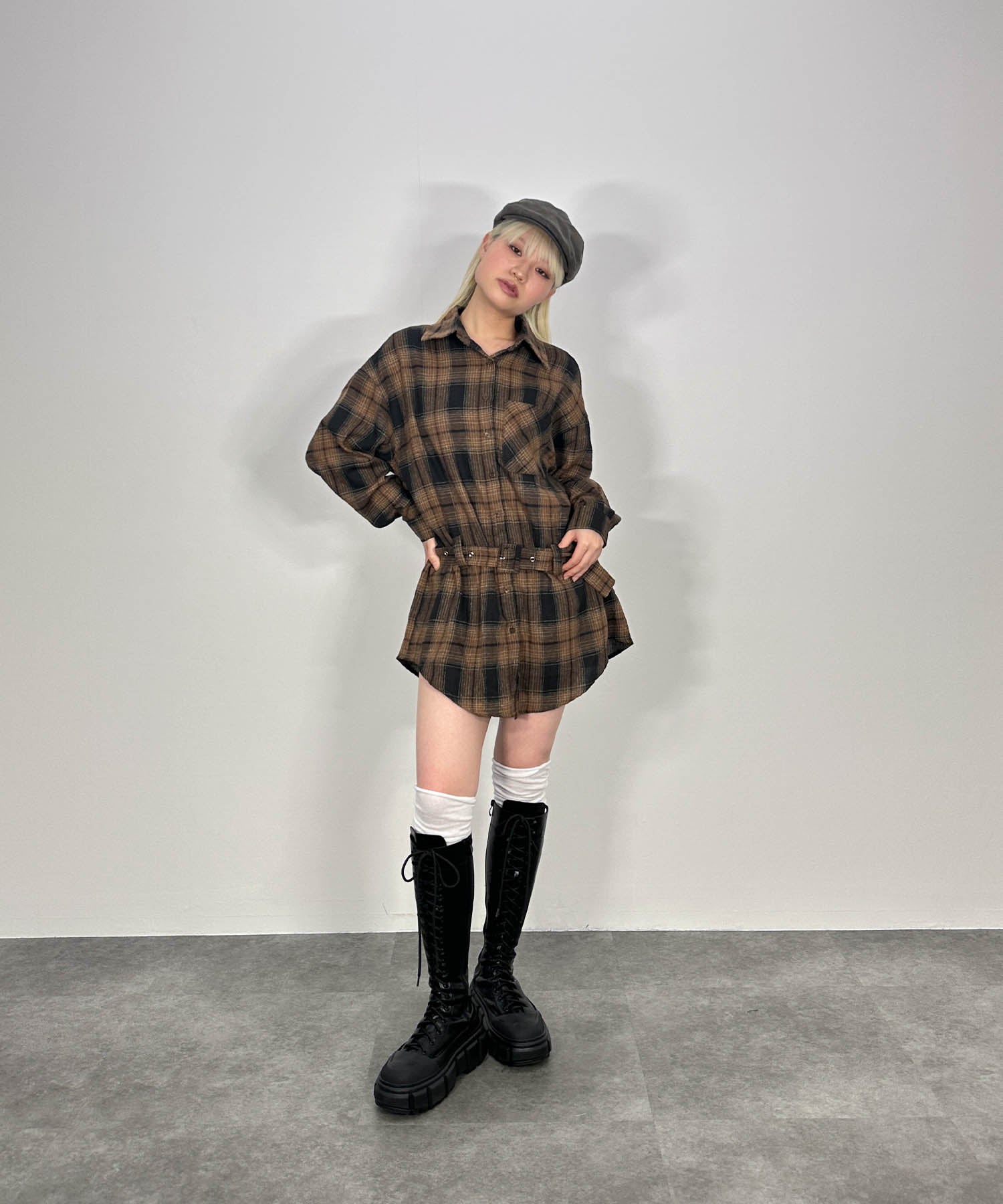 ベルトチェックシャツ