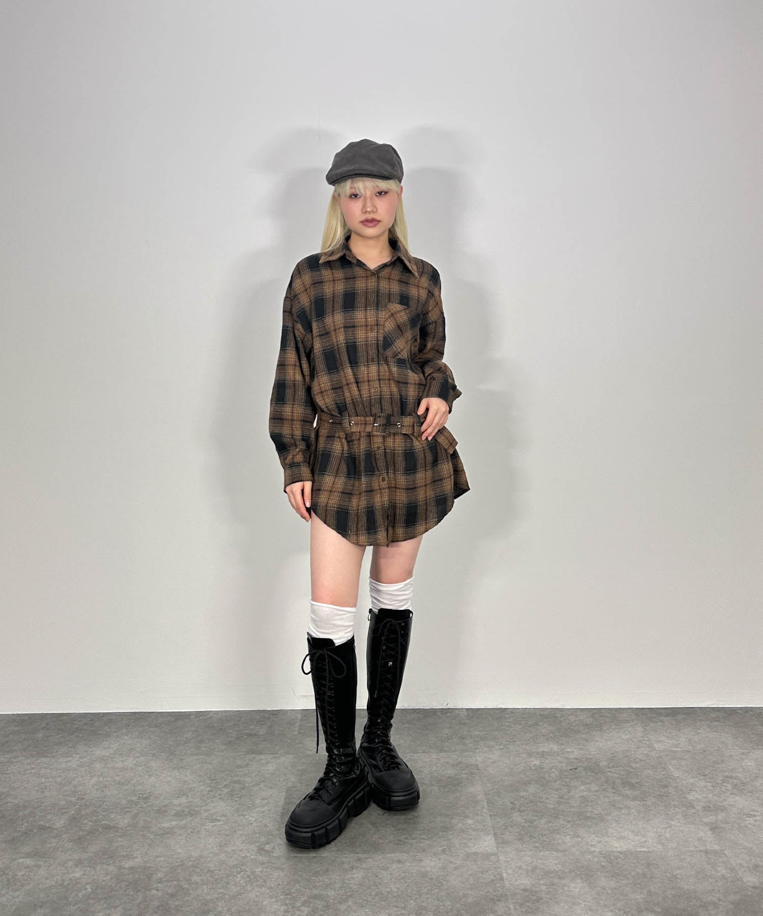 ベルトチェックシャツ