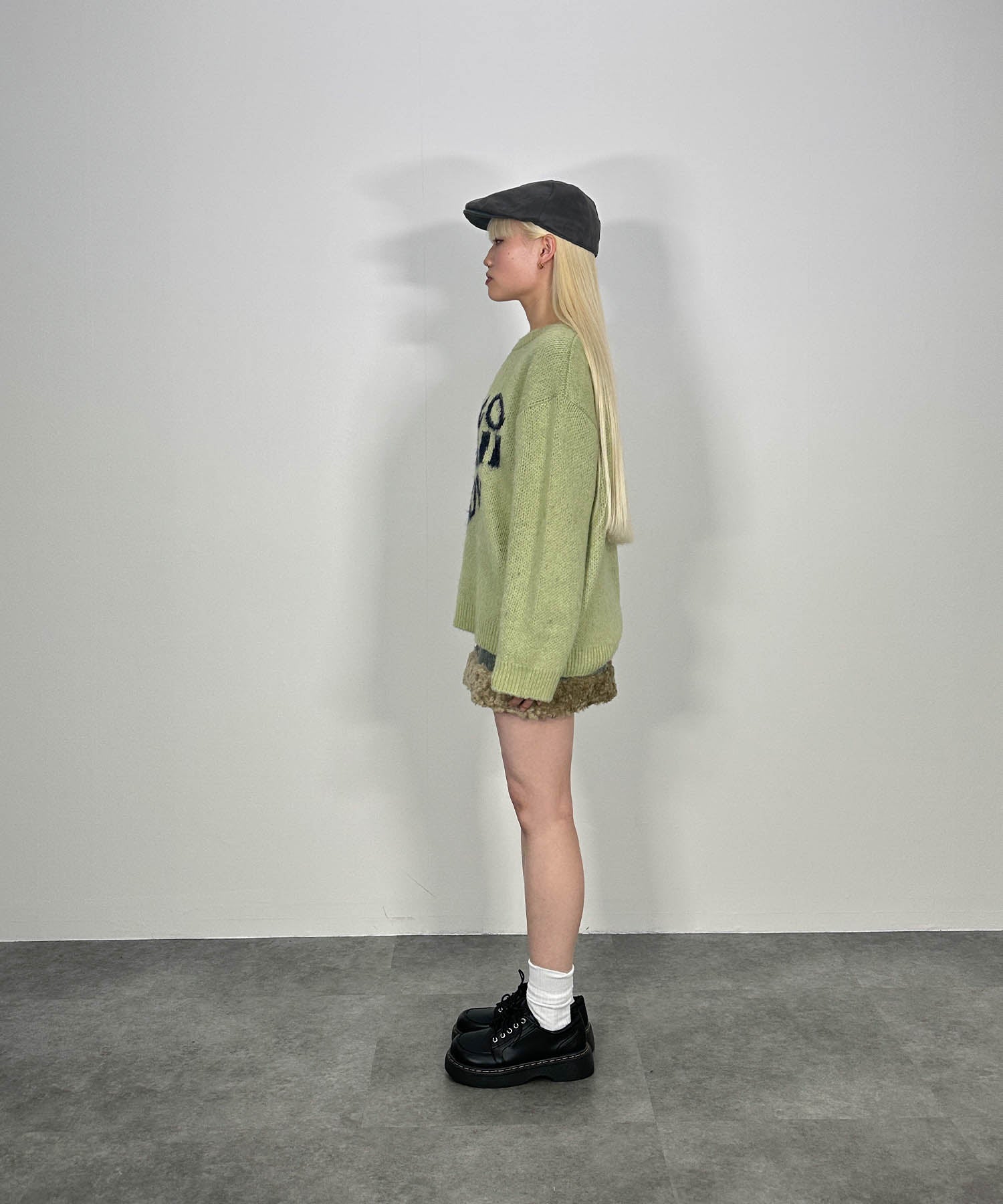 ハートレタリングニット