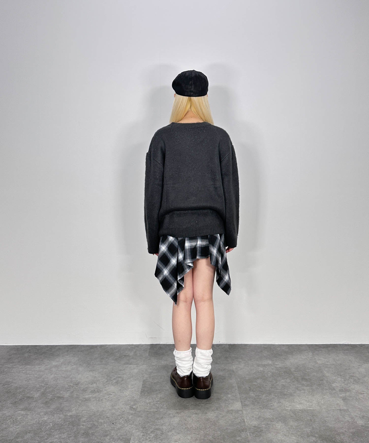 ハートレタリングニット