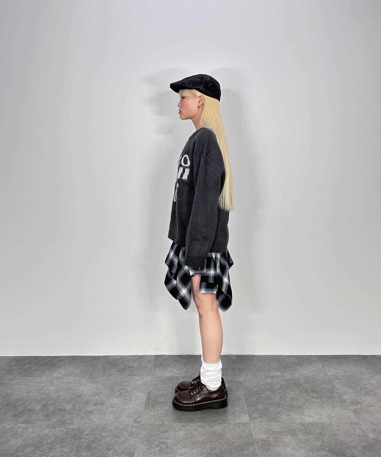 ハートレタリングニット