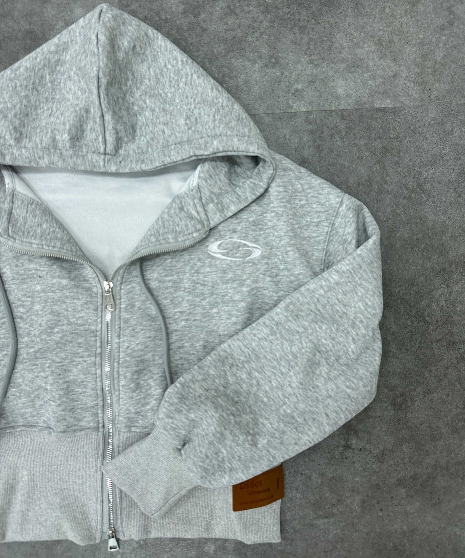 ツーウエイトパーカー