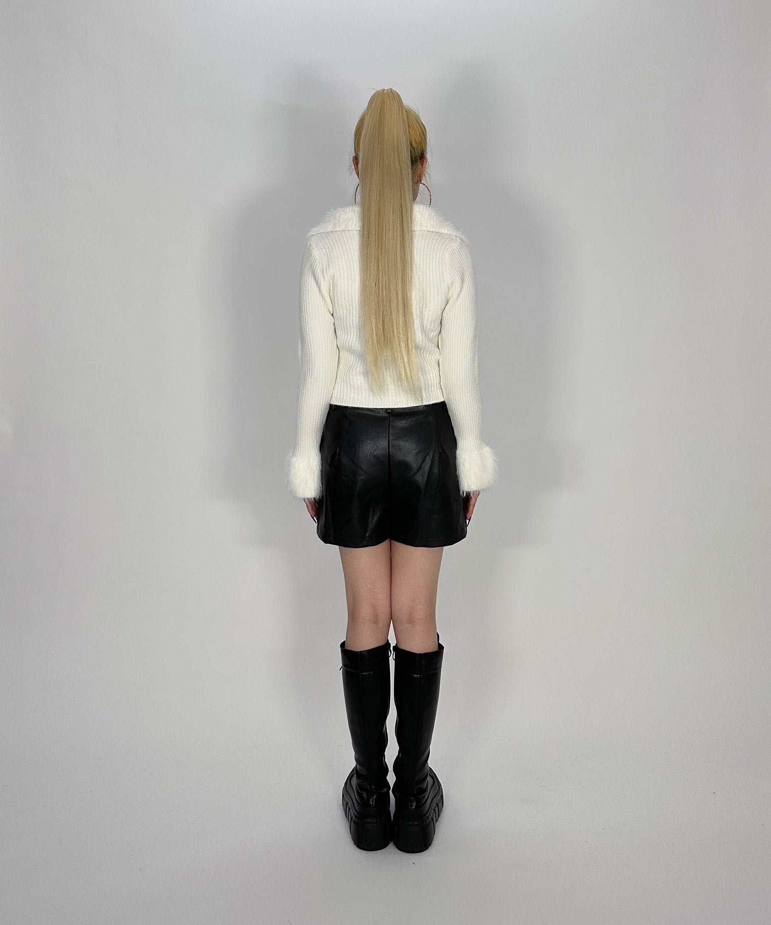 ファー付きダブルジップニット