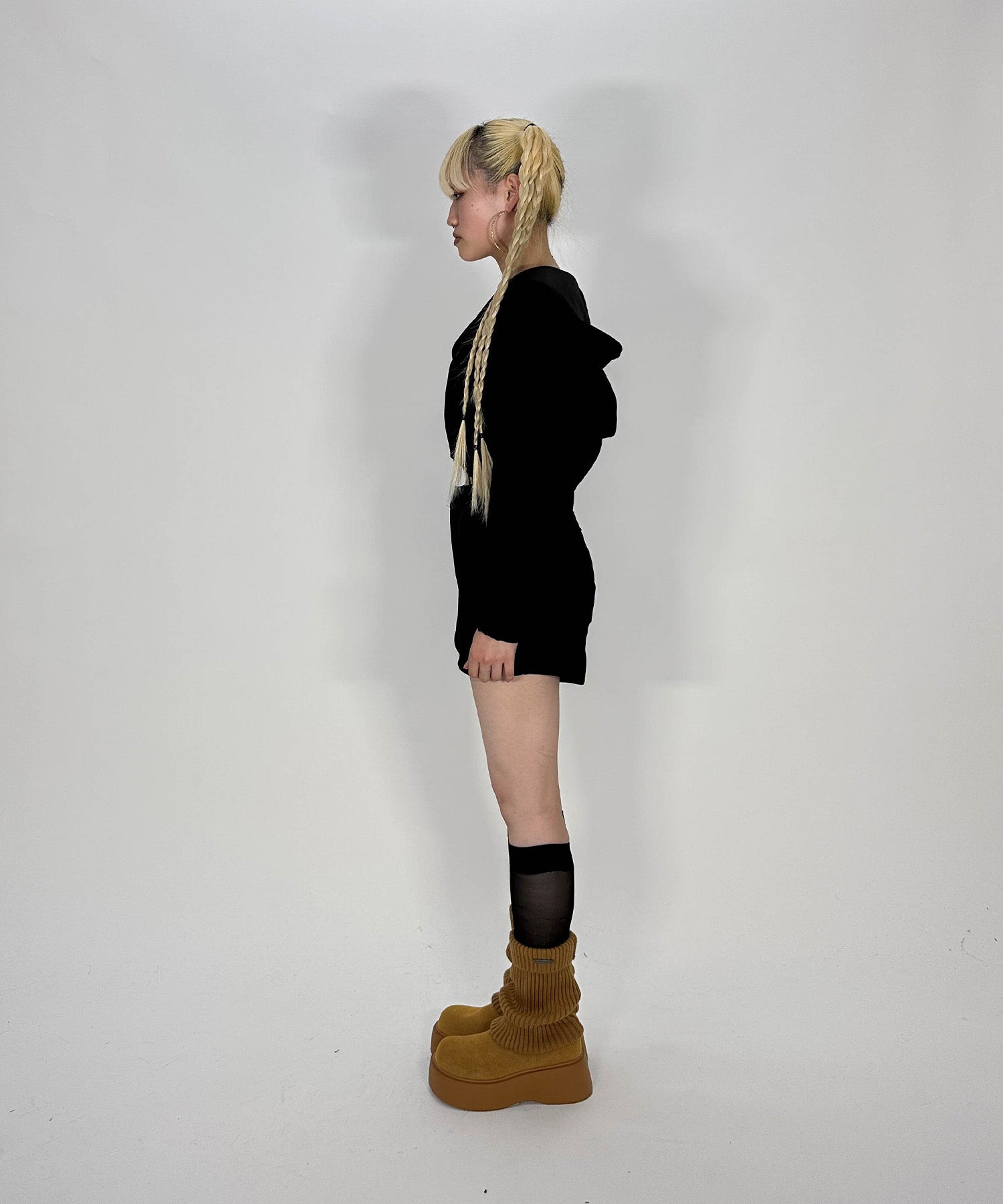 フード付きスウェットセットアップ