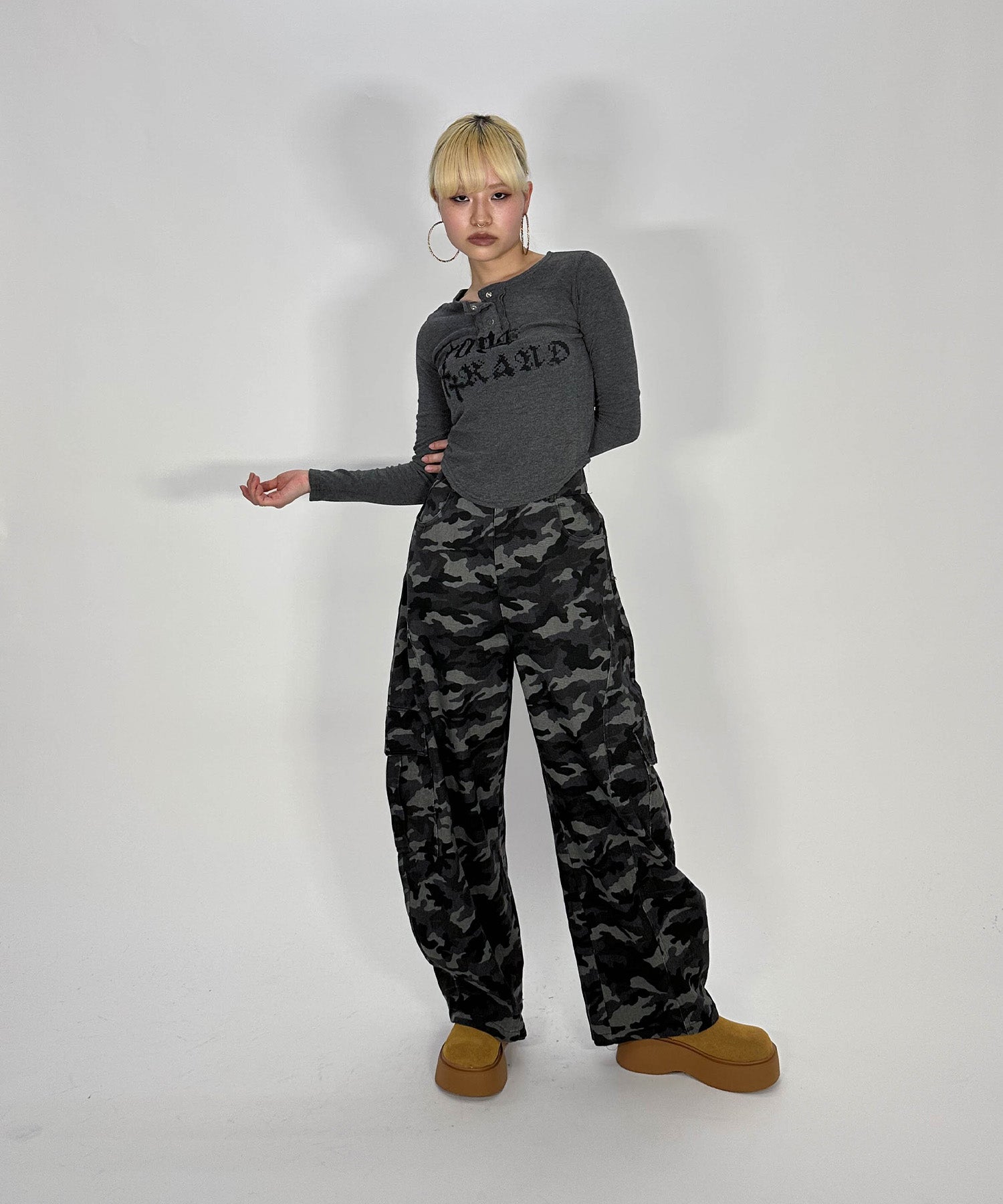 カモ柄バルーンパンツ