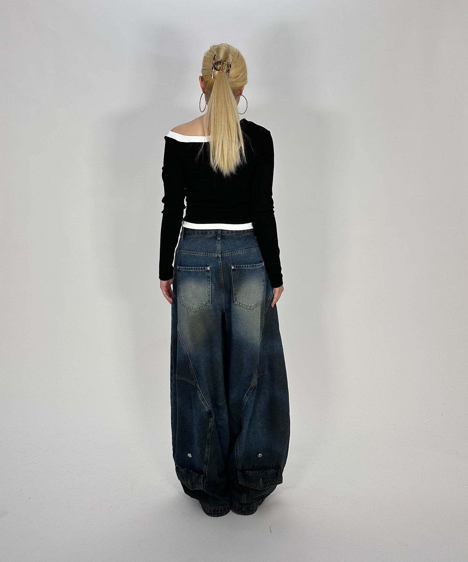 ワンショルダークロップドトップス