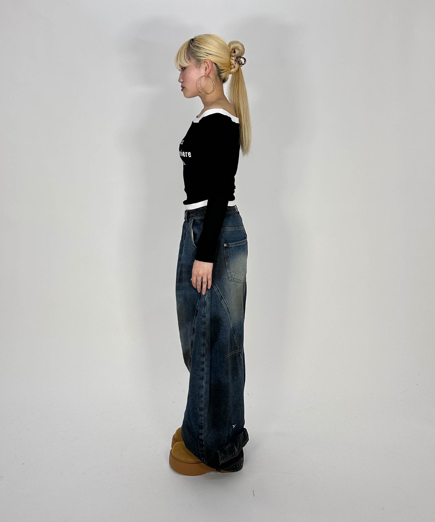 ワンショルダークロップドトップス