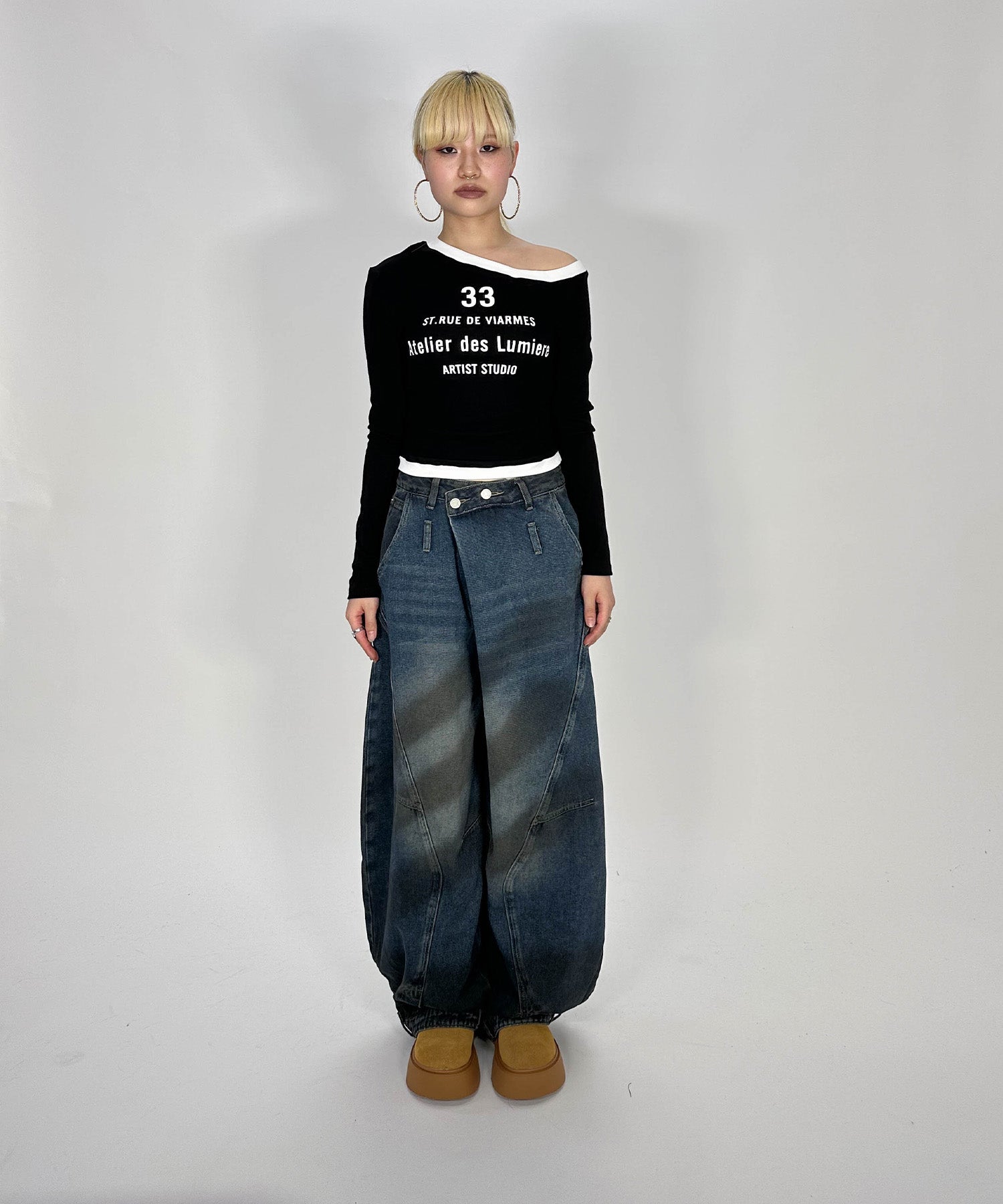 ワンショルダークロップドトップス