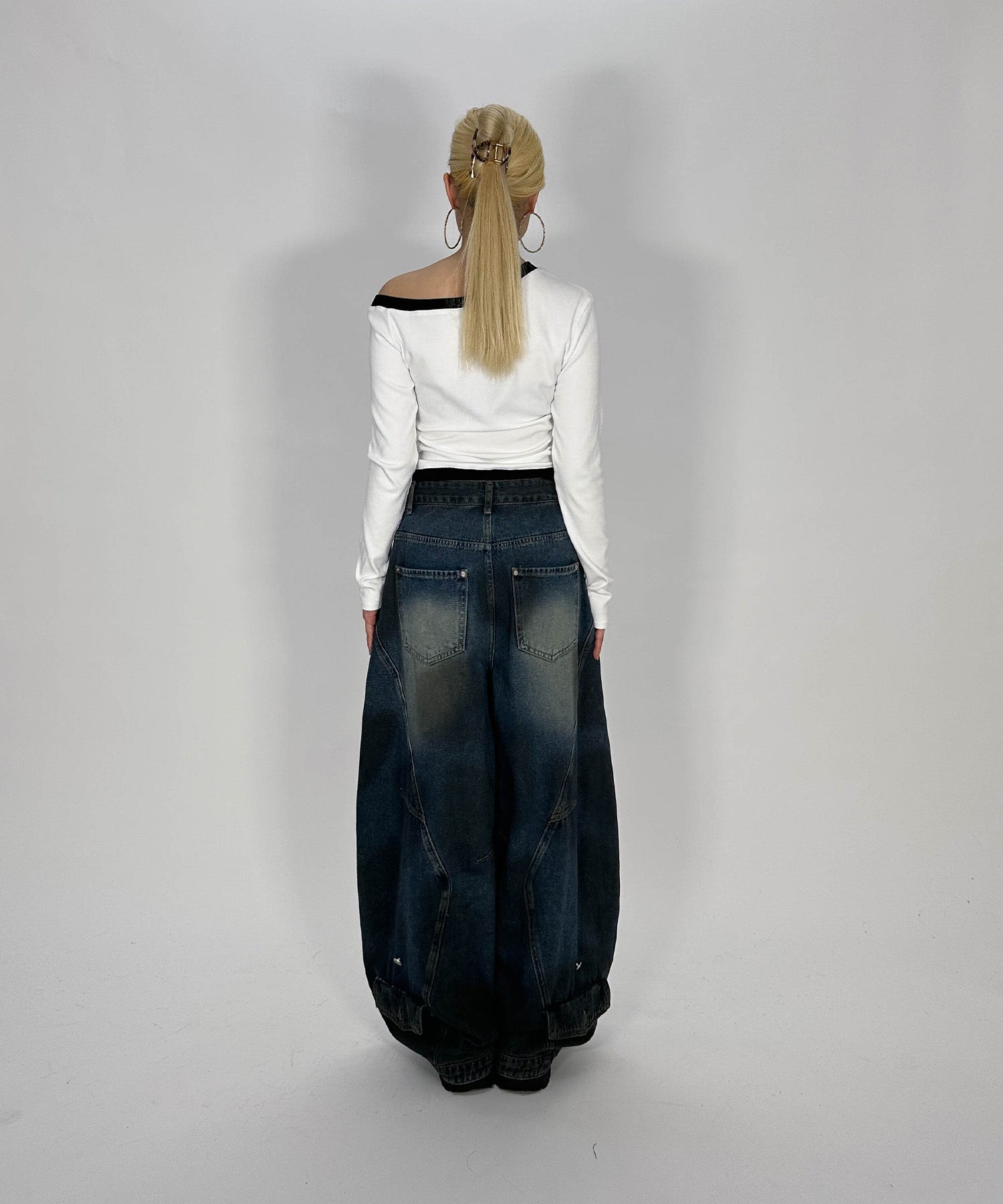 ダブルウエストバルーンデニム