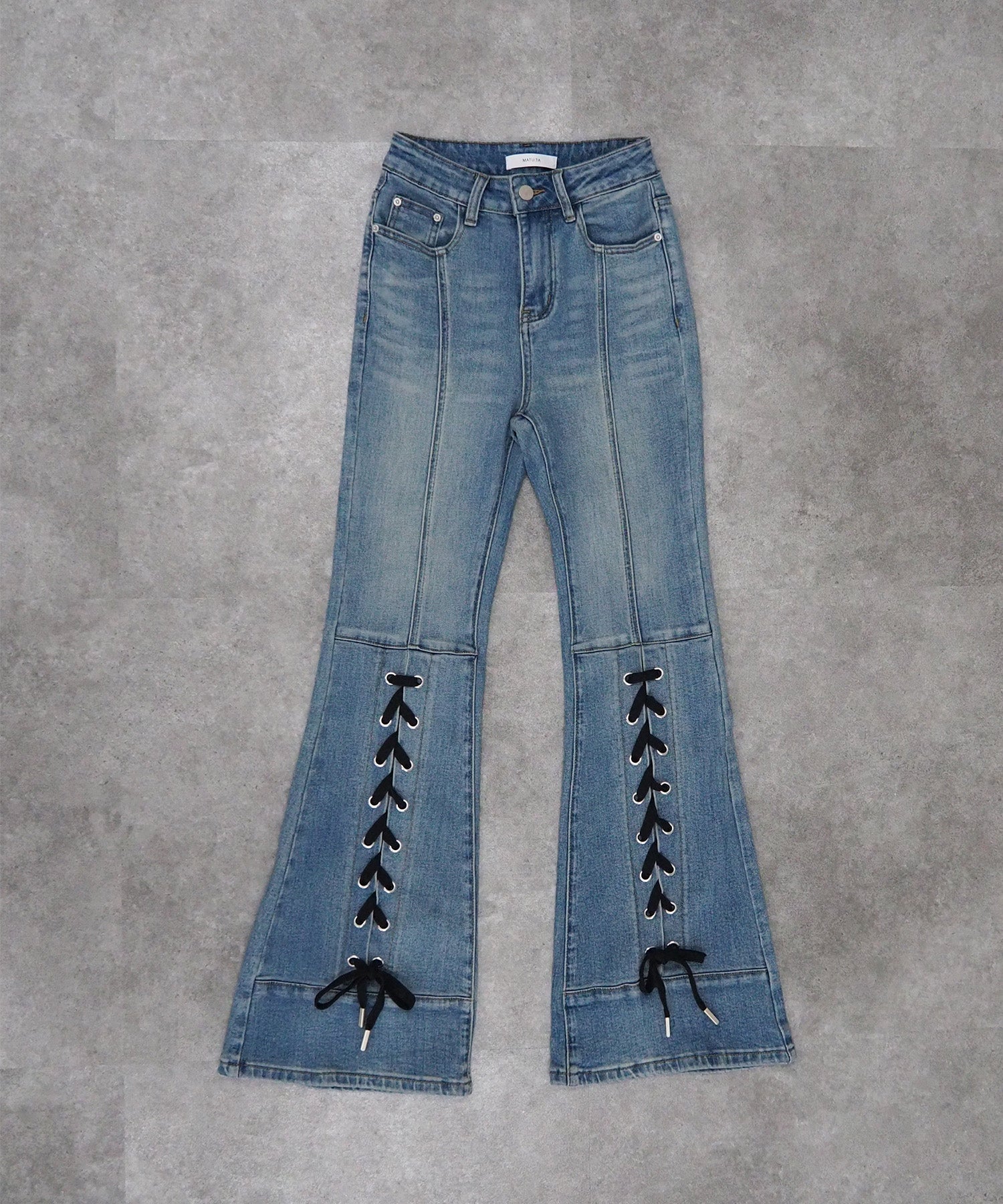 レースアップストレッチフレアパンツ