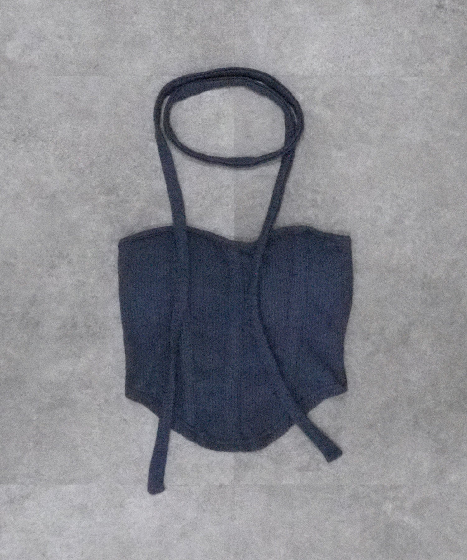 カップ付きチューブトップ