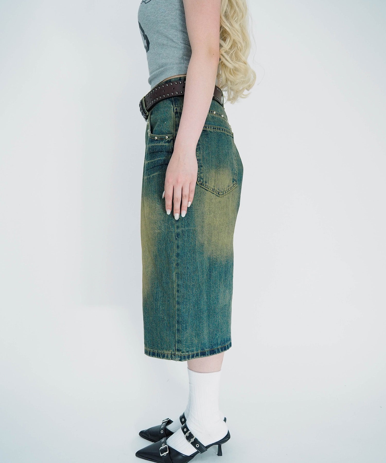 スタッズバミューダデニムパンツ