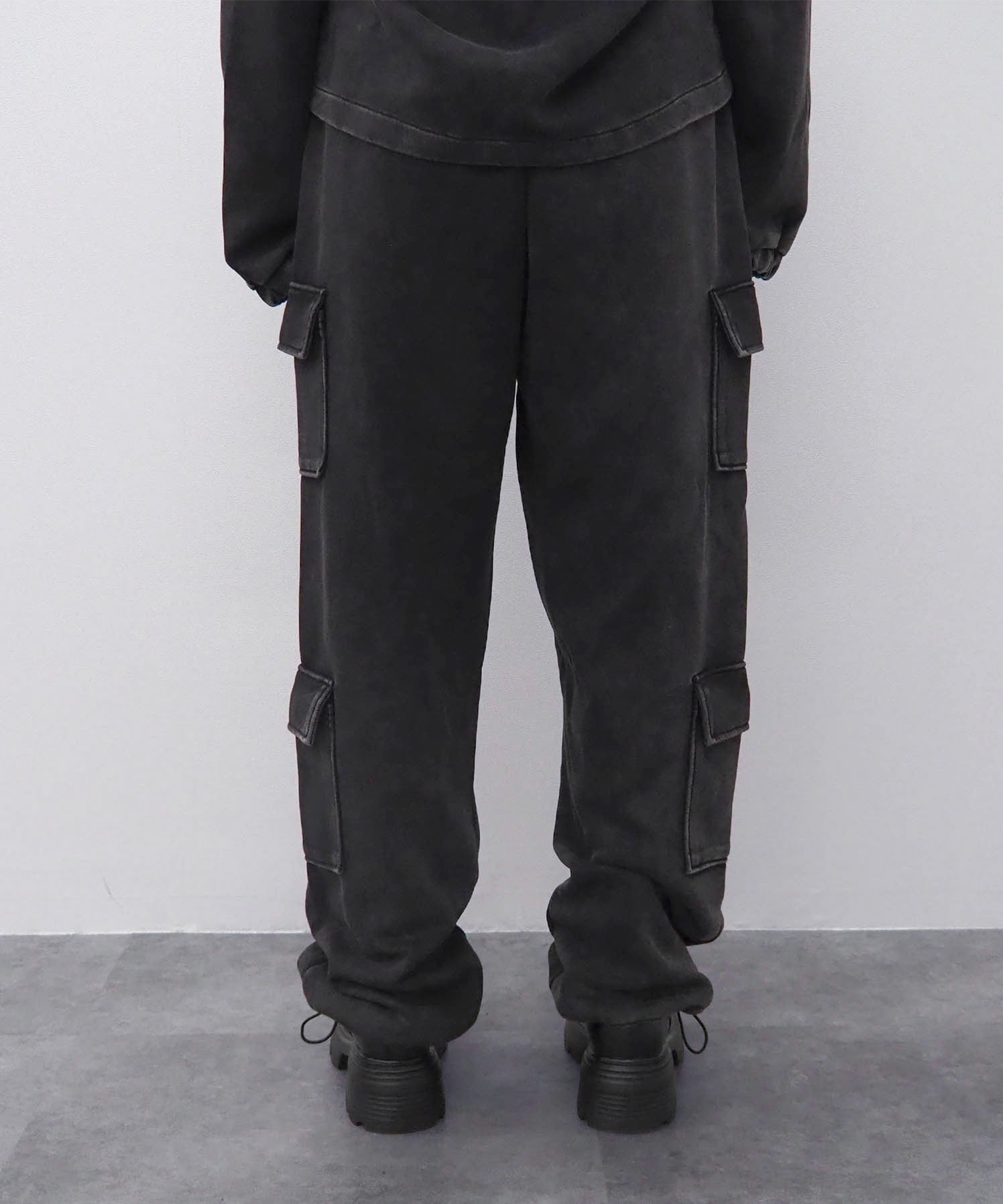 ウォッシュドスウェットカーゴパンツ