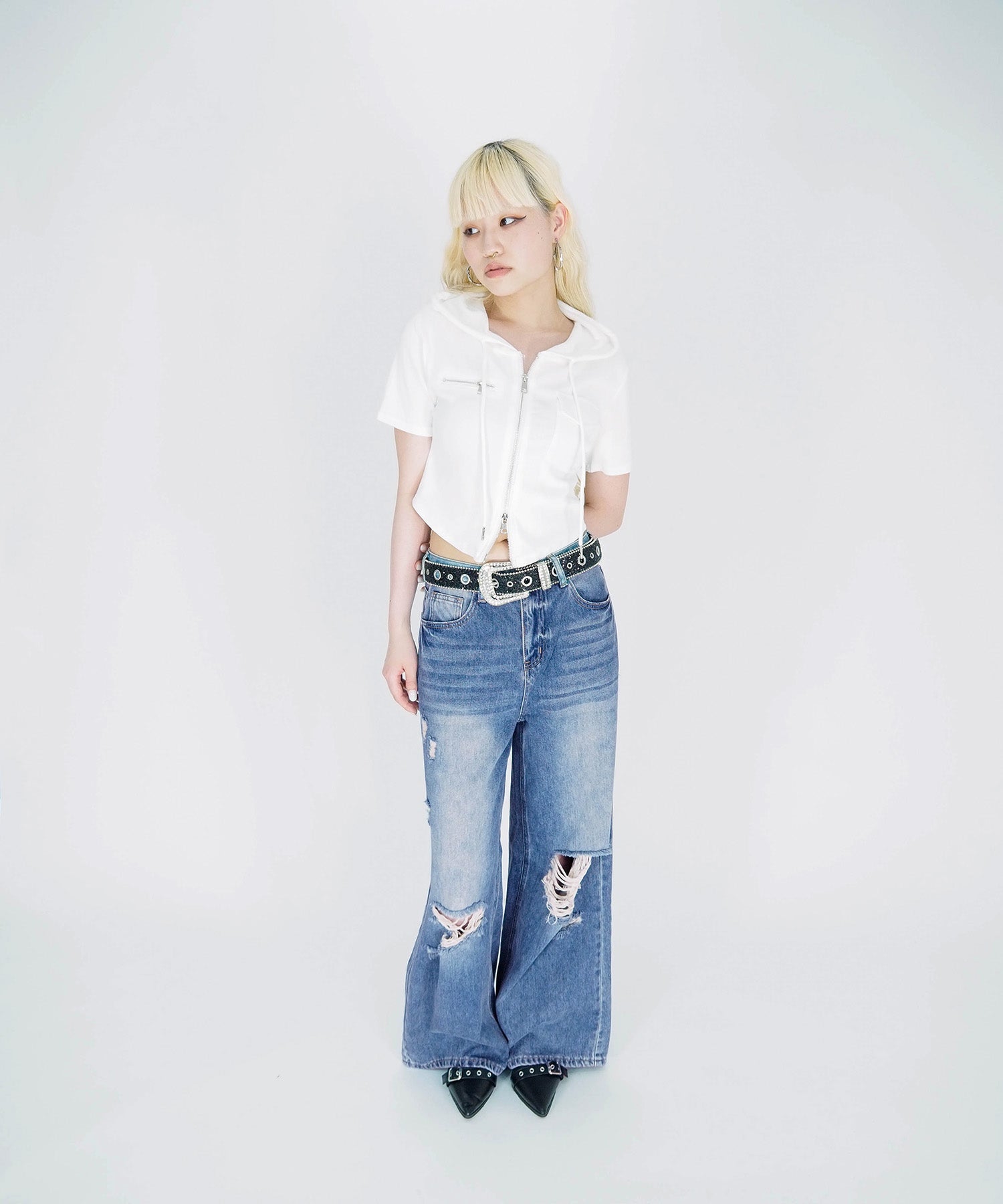 ダメージエンボスデニム