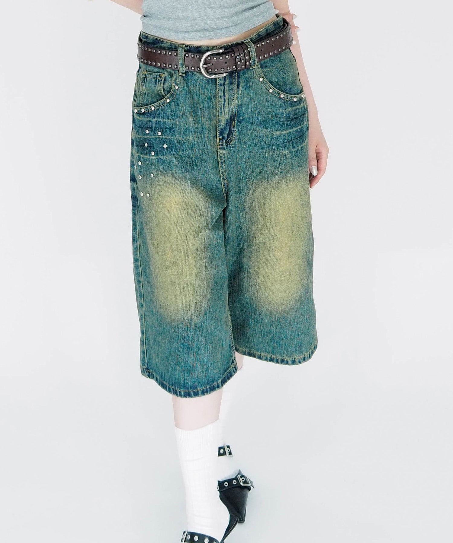 スタッズバミューダデニムパンツ