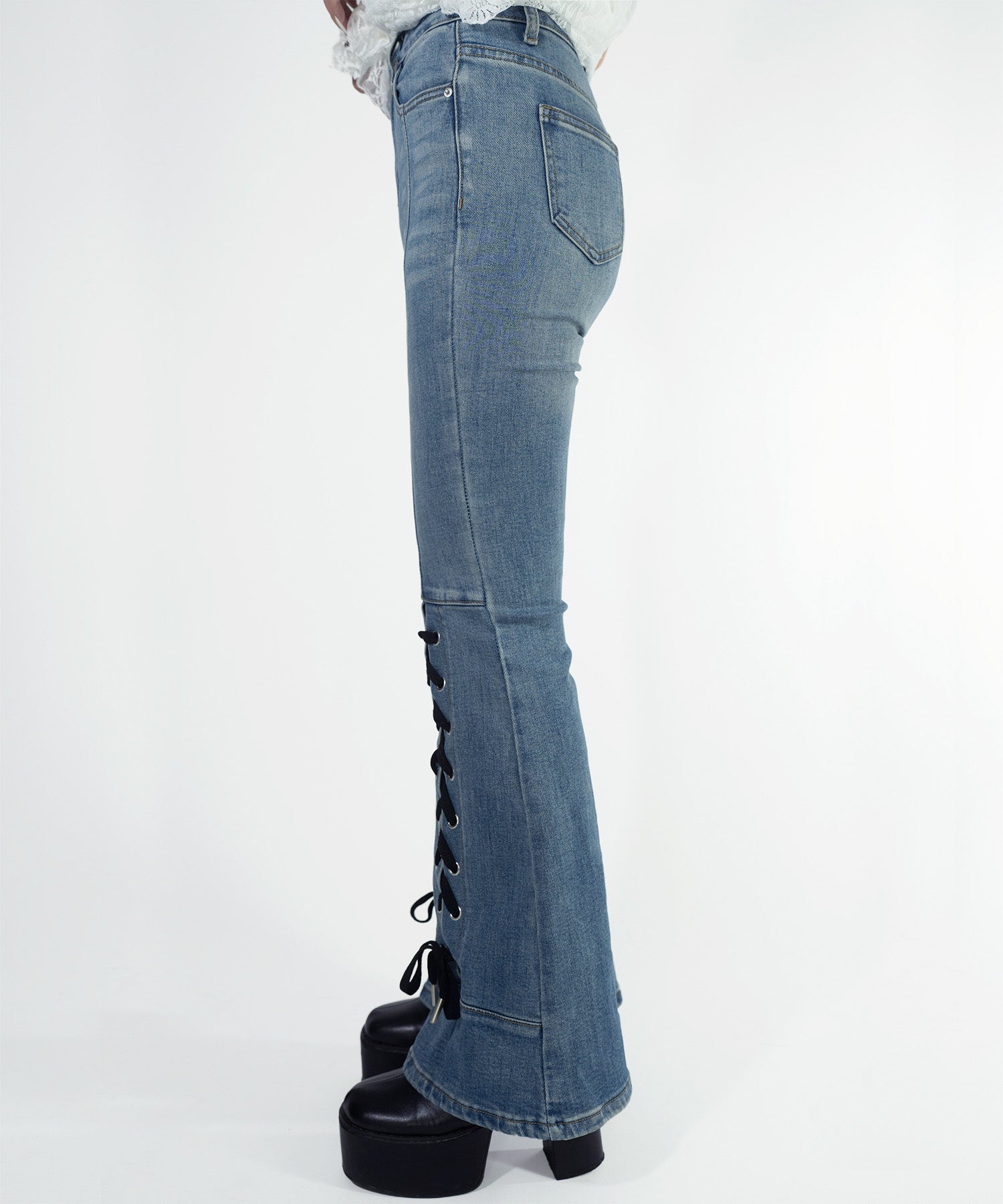 レースアップストレッチフレアパンツ