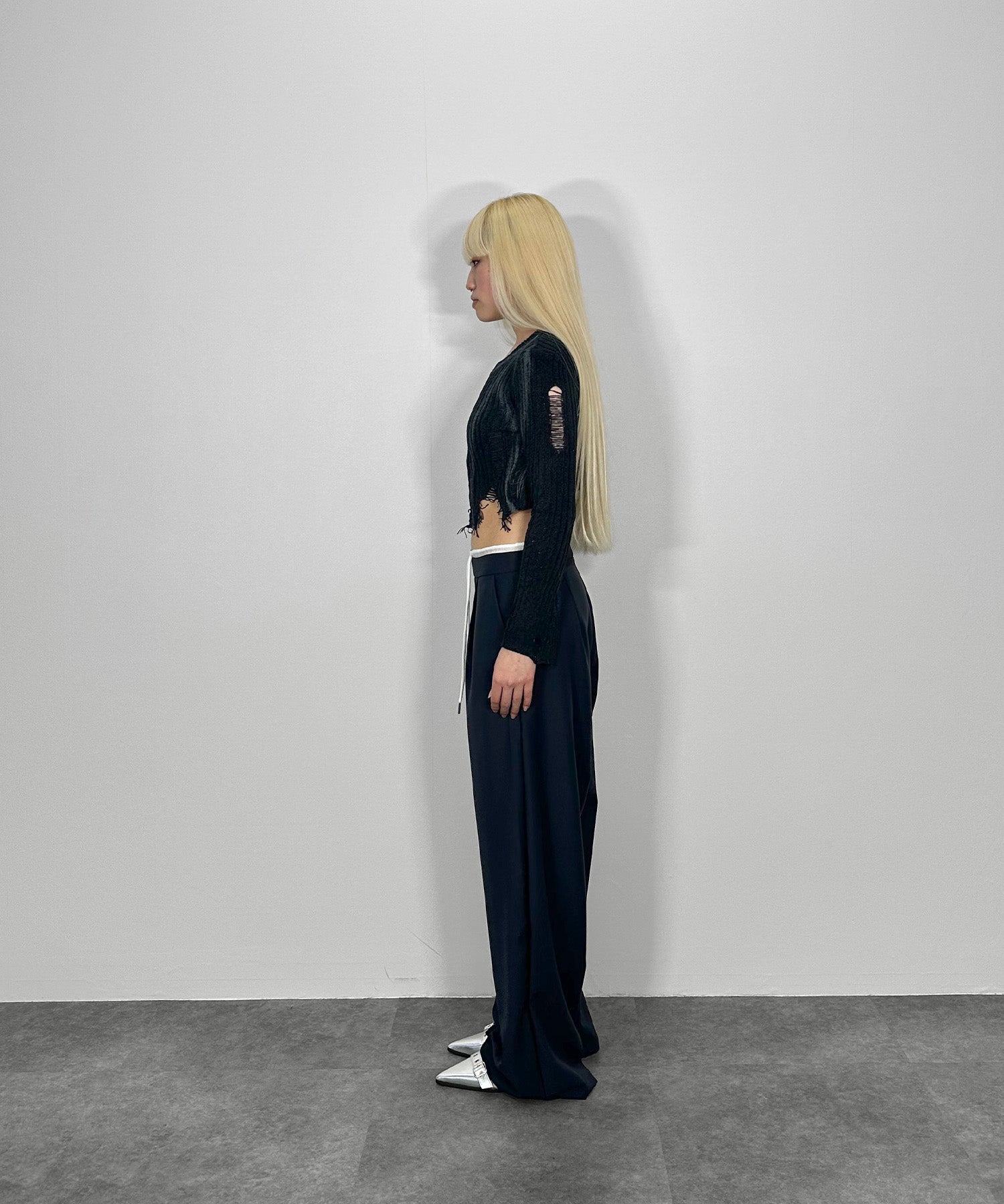 アシンメトリーダメージニット