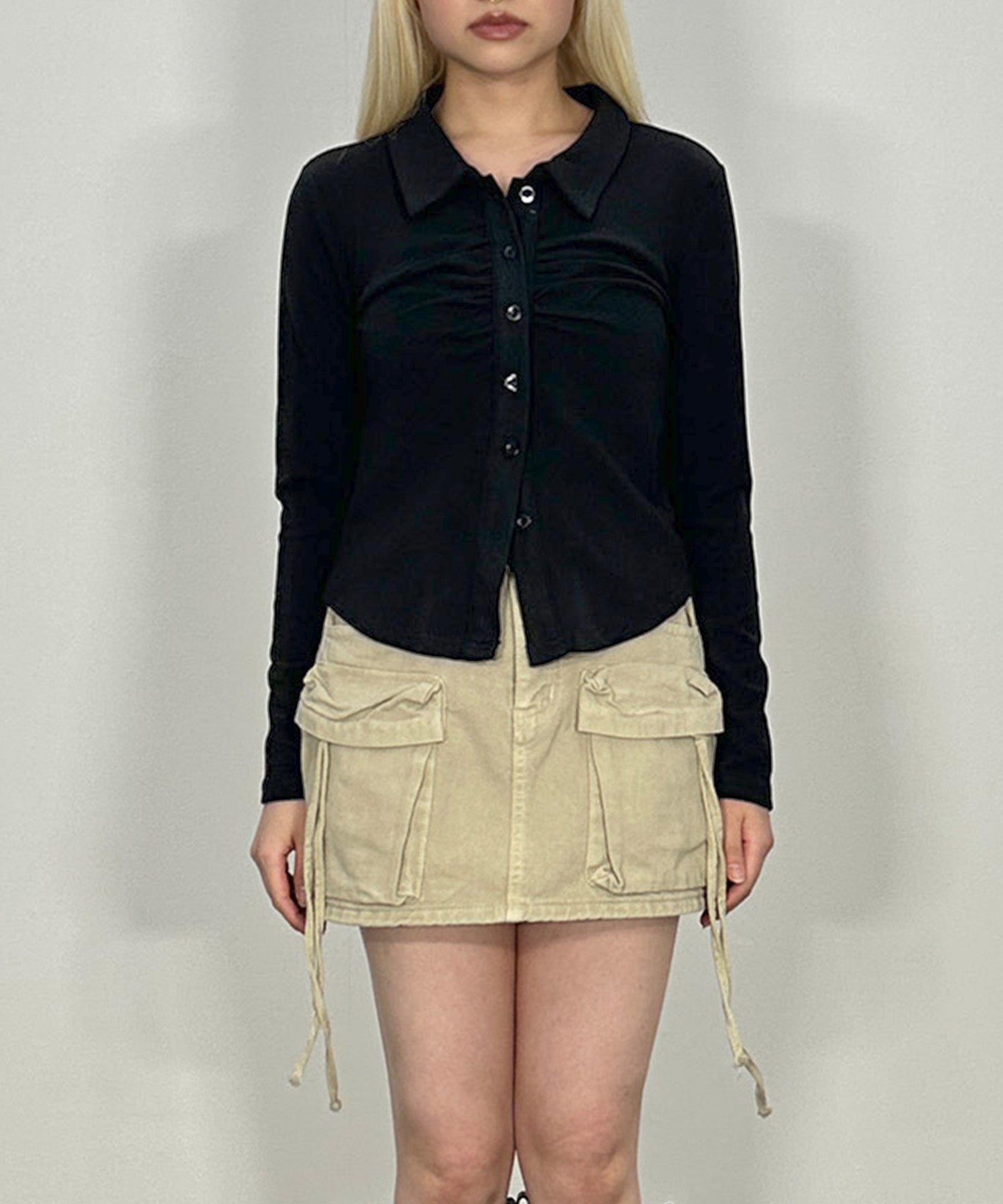 ボタンシャーリングシャツデザイントップス