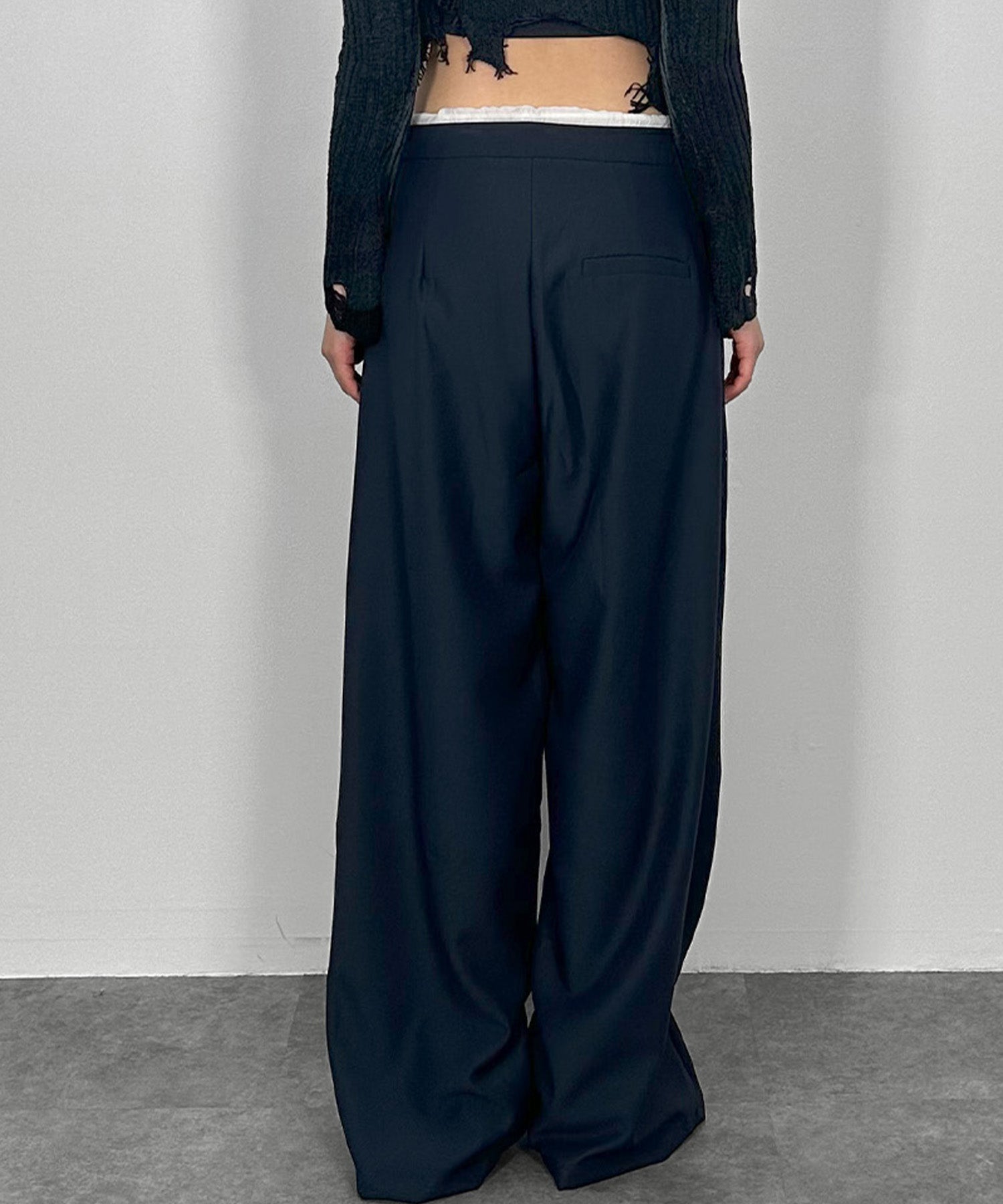 ウエストレイヤードスラックス