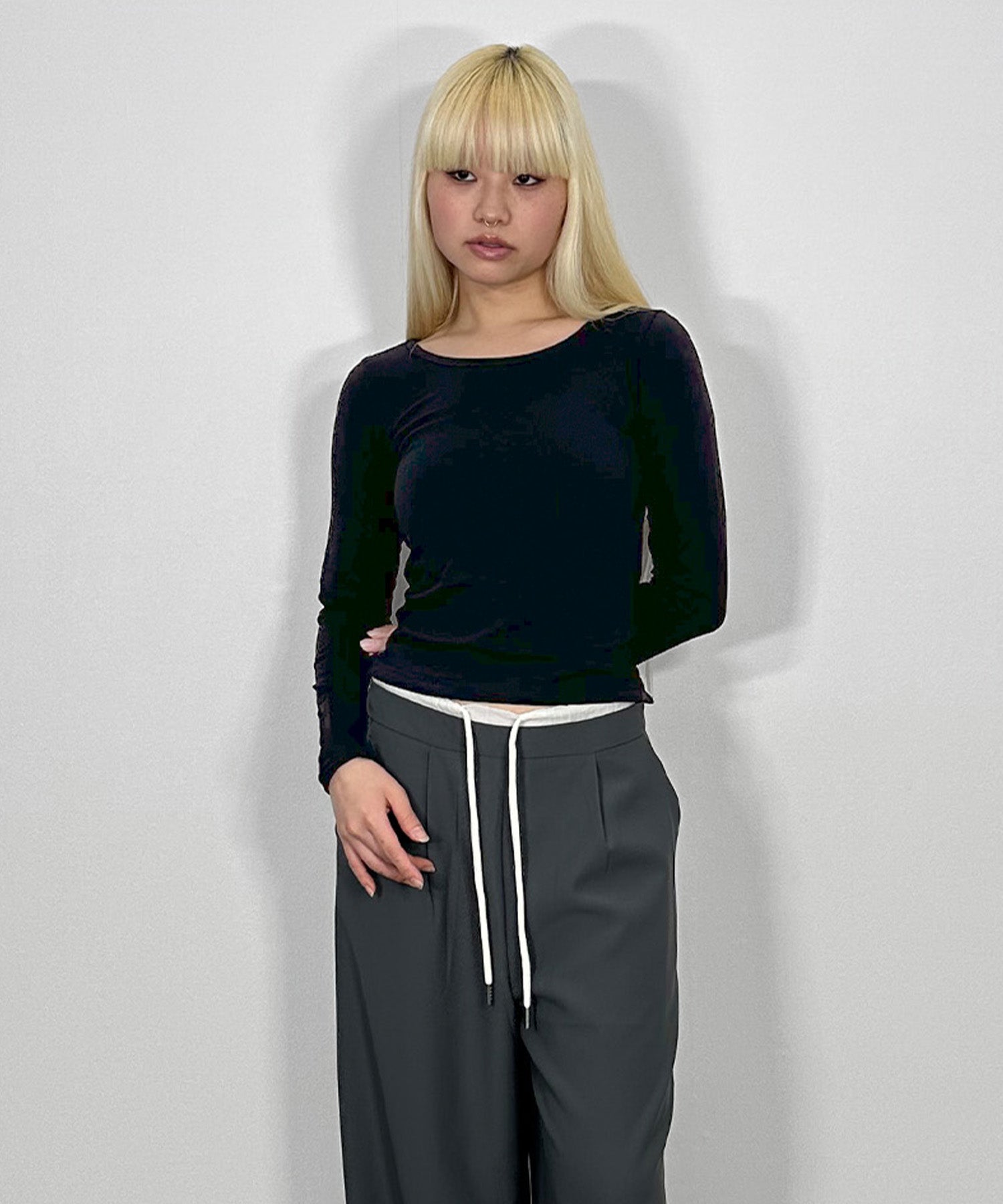 バックダブルストラップロングTシャツ
