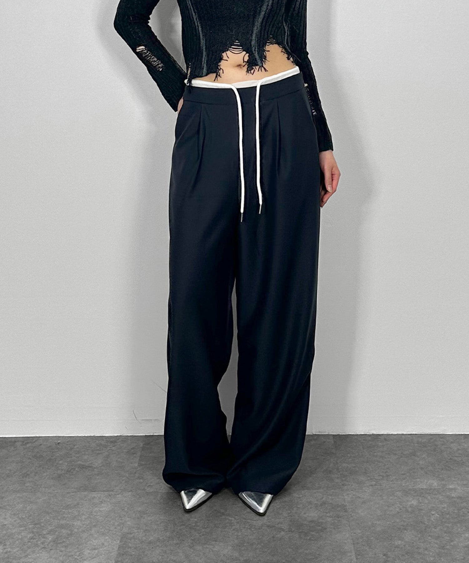 ウエストレイヤードスラックス