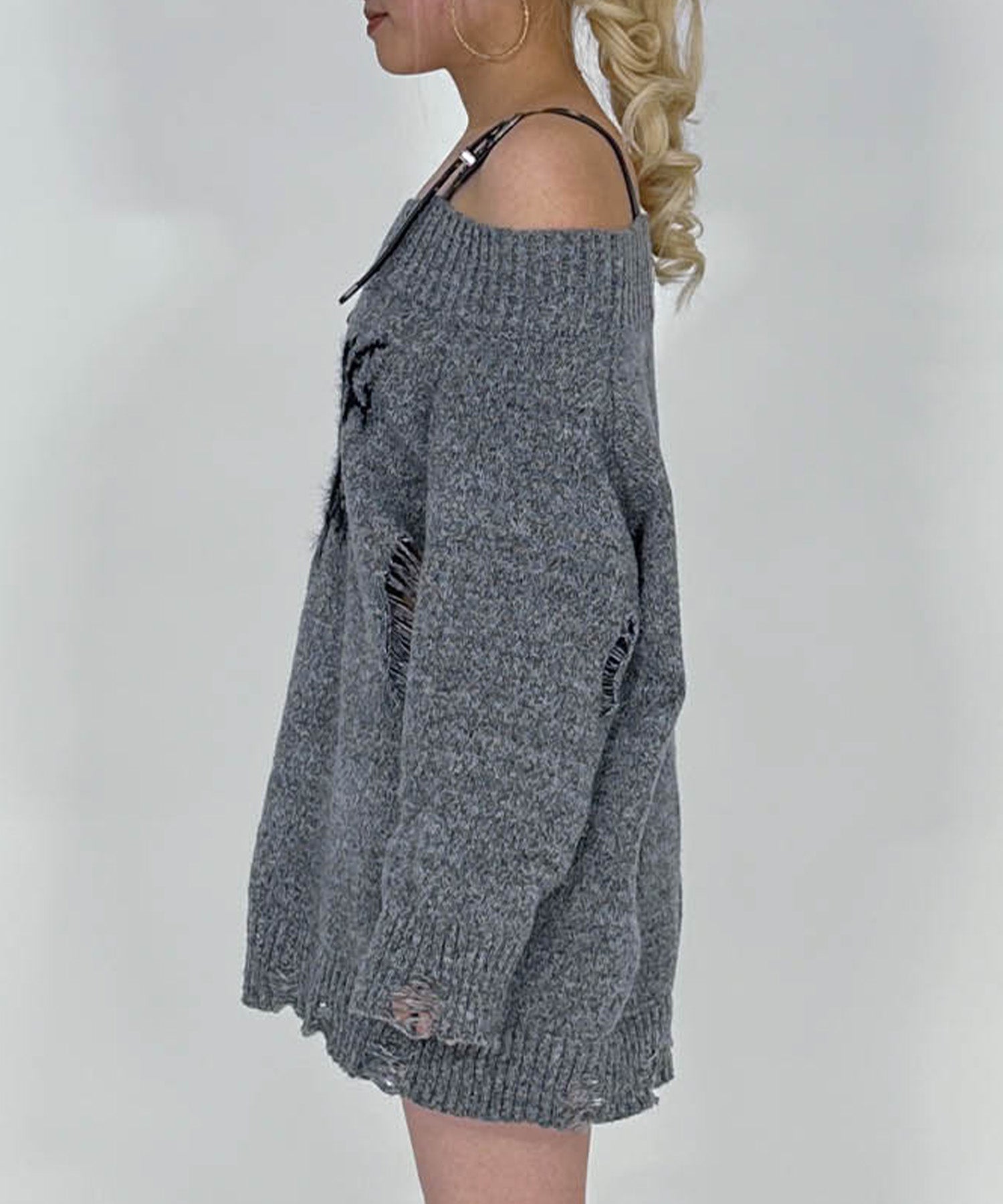 ショルダーベルトダメージニット