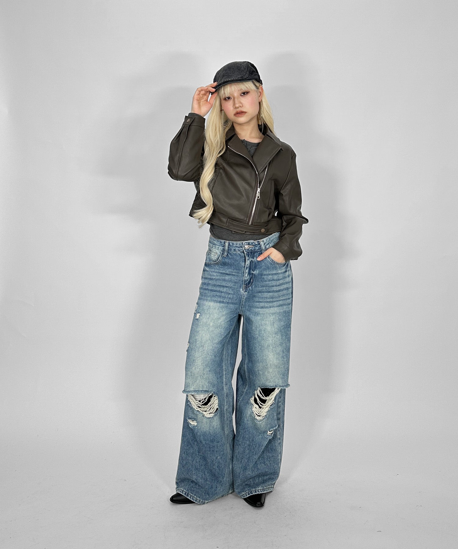 ダメージエンボスデニム