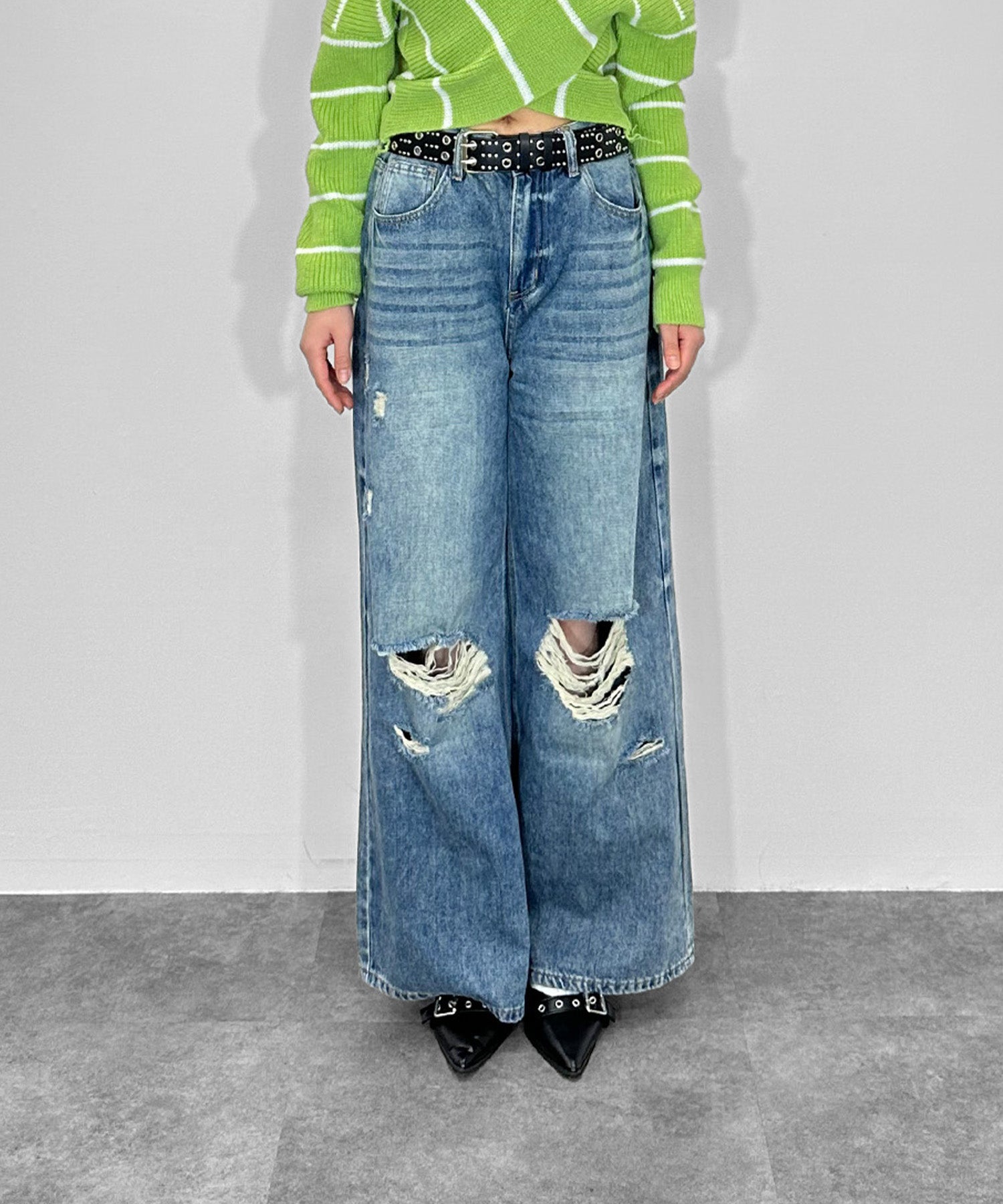 ダメージエンボスデニム