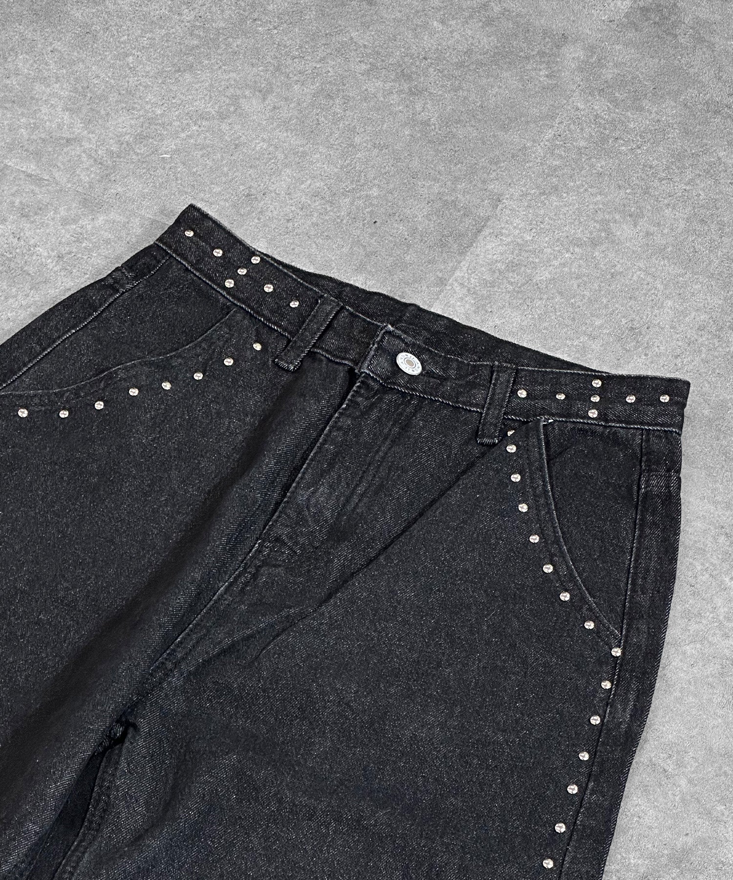 アイレットストレートデニムパンツ