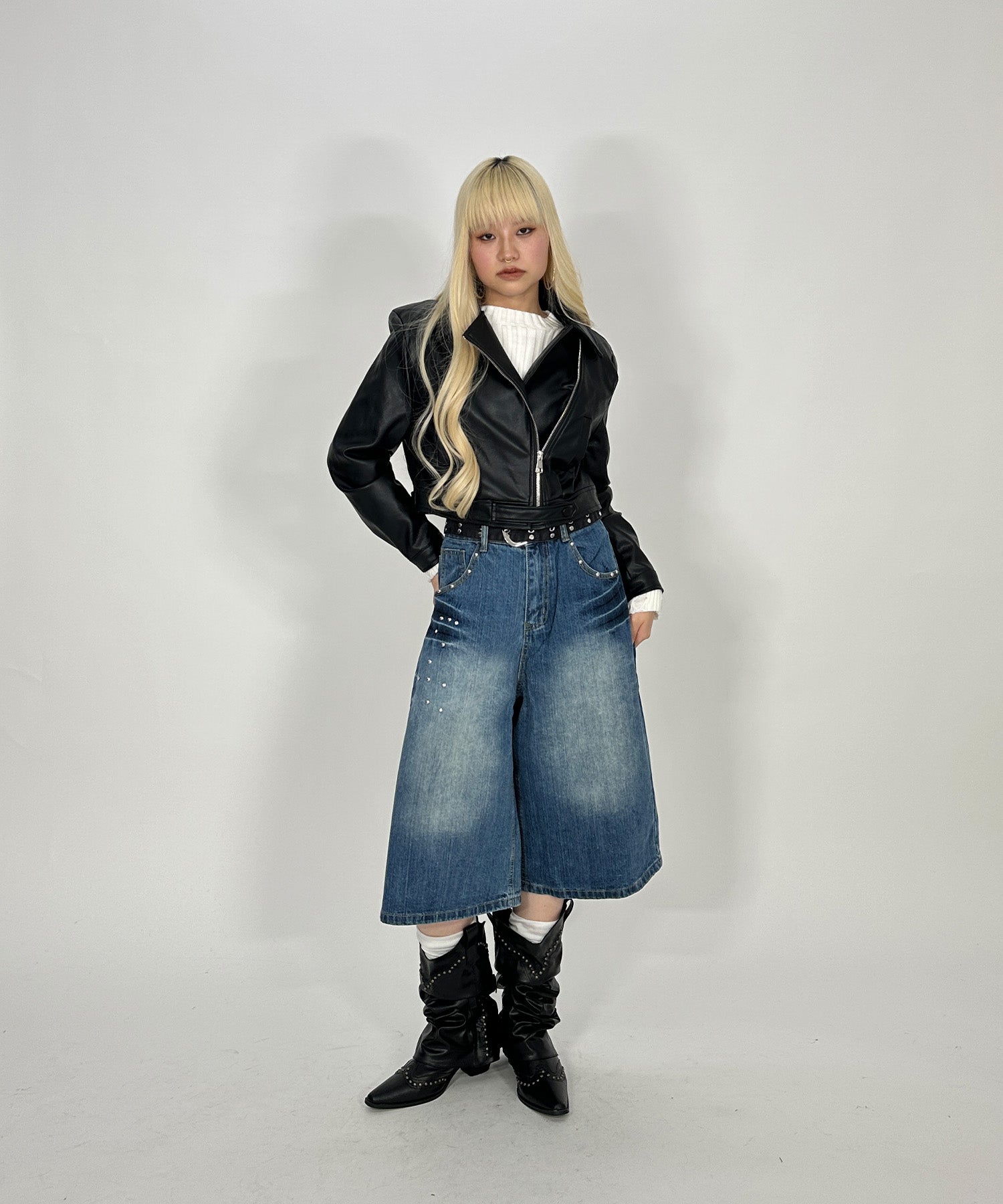 スタッズバミューダデニムパンツ