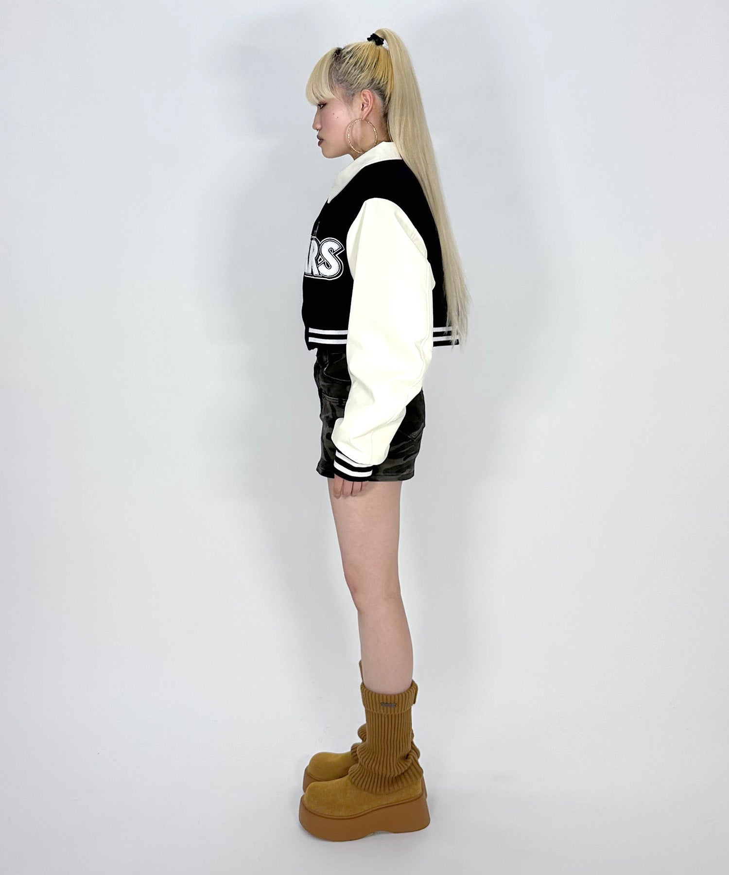 BAYSTARS ライセンス商品] CROPPED VARSITY JACKET