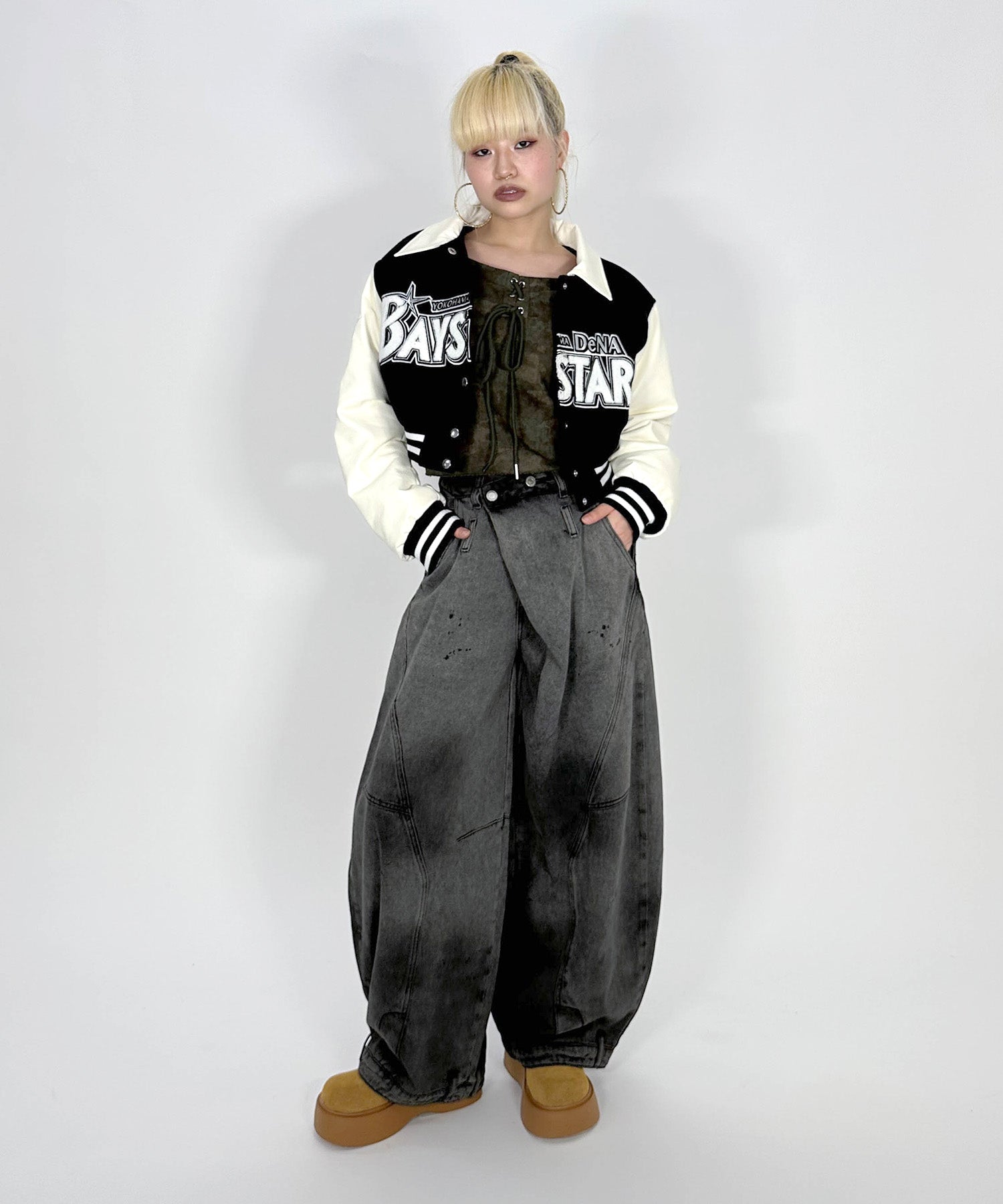 BAYSTARS ライセンス商品] CROPPED VARSITY JACKET