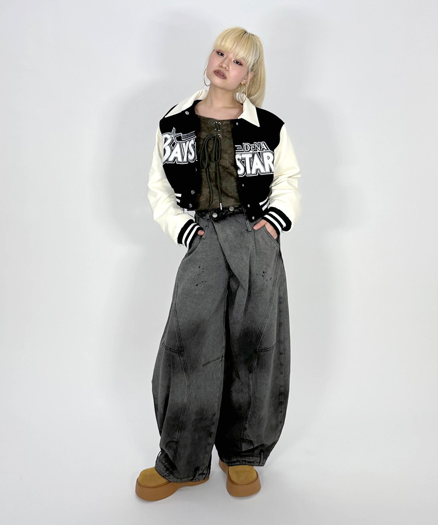 CROPPED VARSITY JACKET