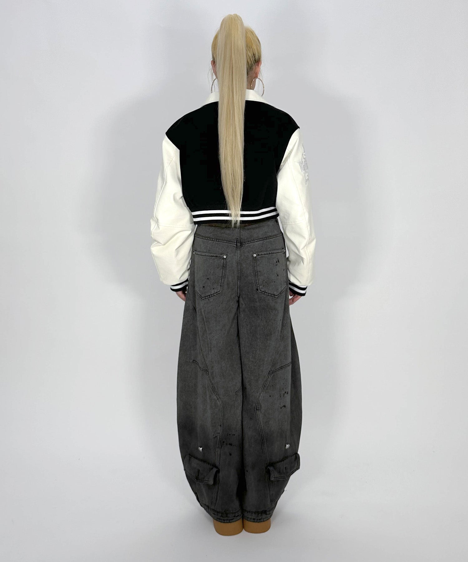 CROPPED VARSITY JACKET