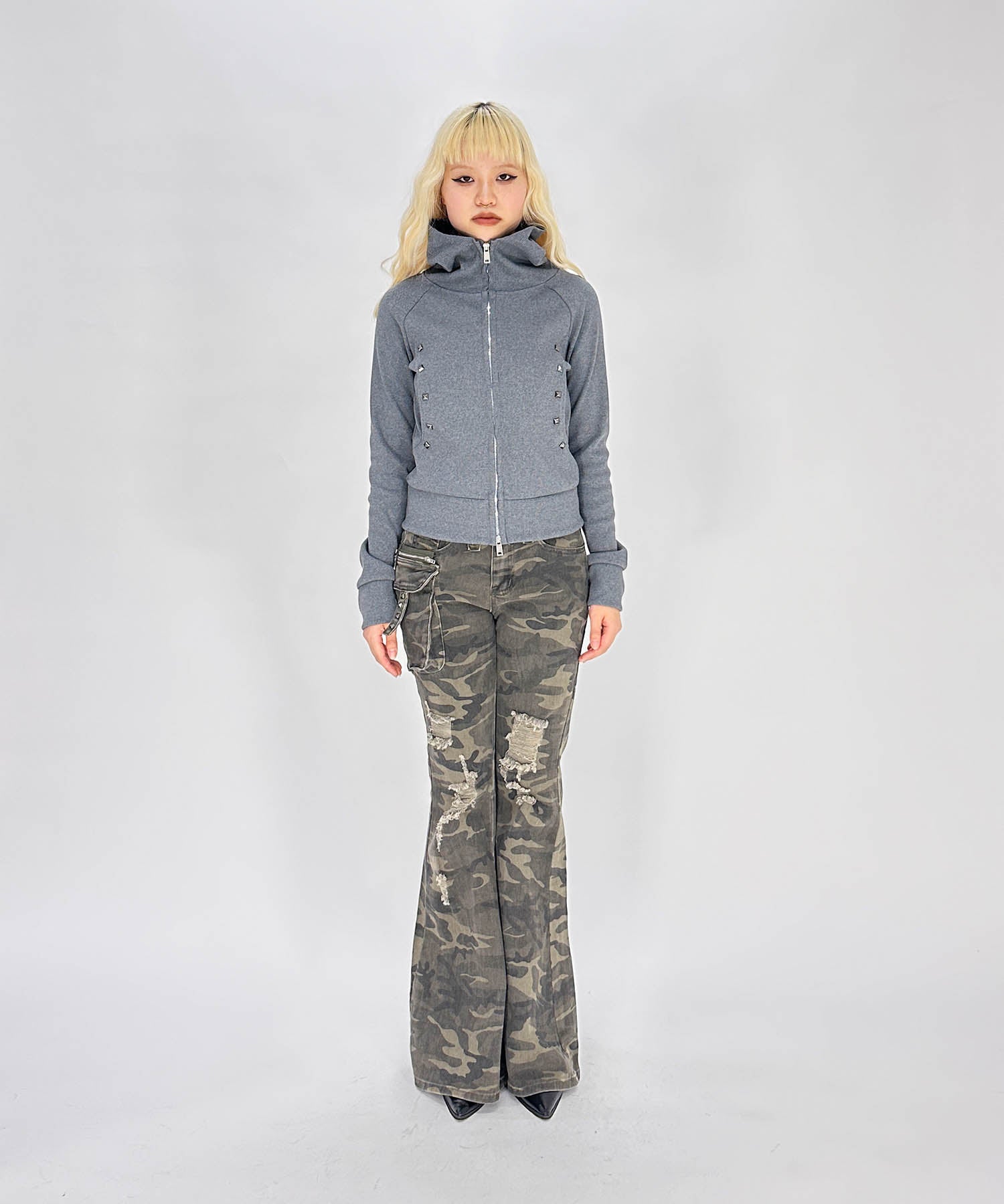 スタッズリブフードパーカー