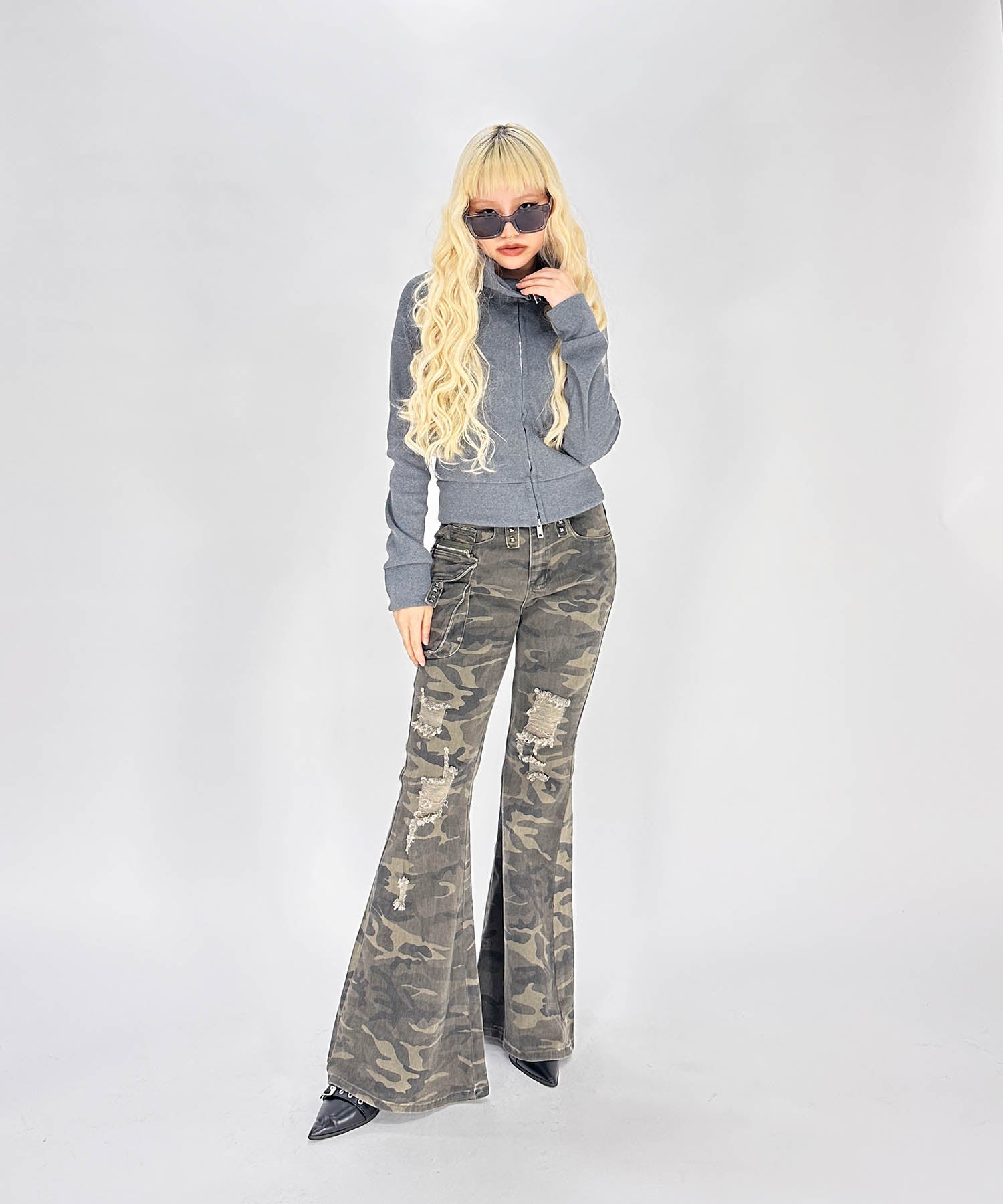 スタッズリブフードパーカー